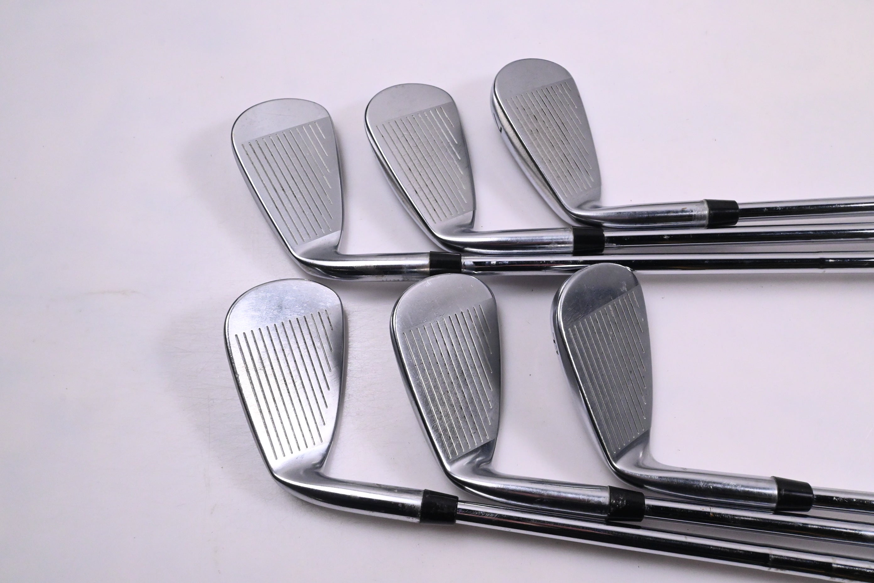 Mizuno JPX 825 Irons / 5-PW / Regular Flex KBS Tour Shafts