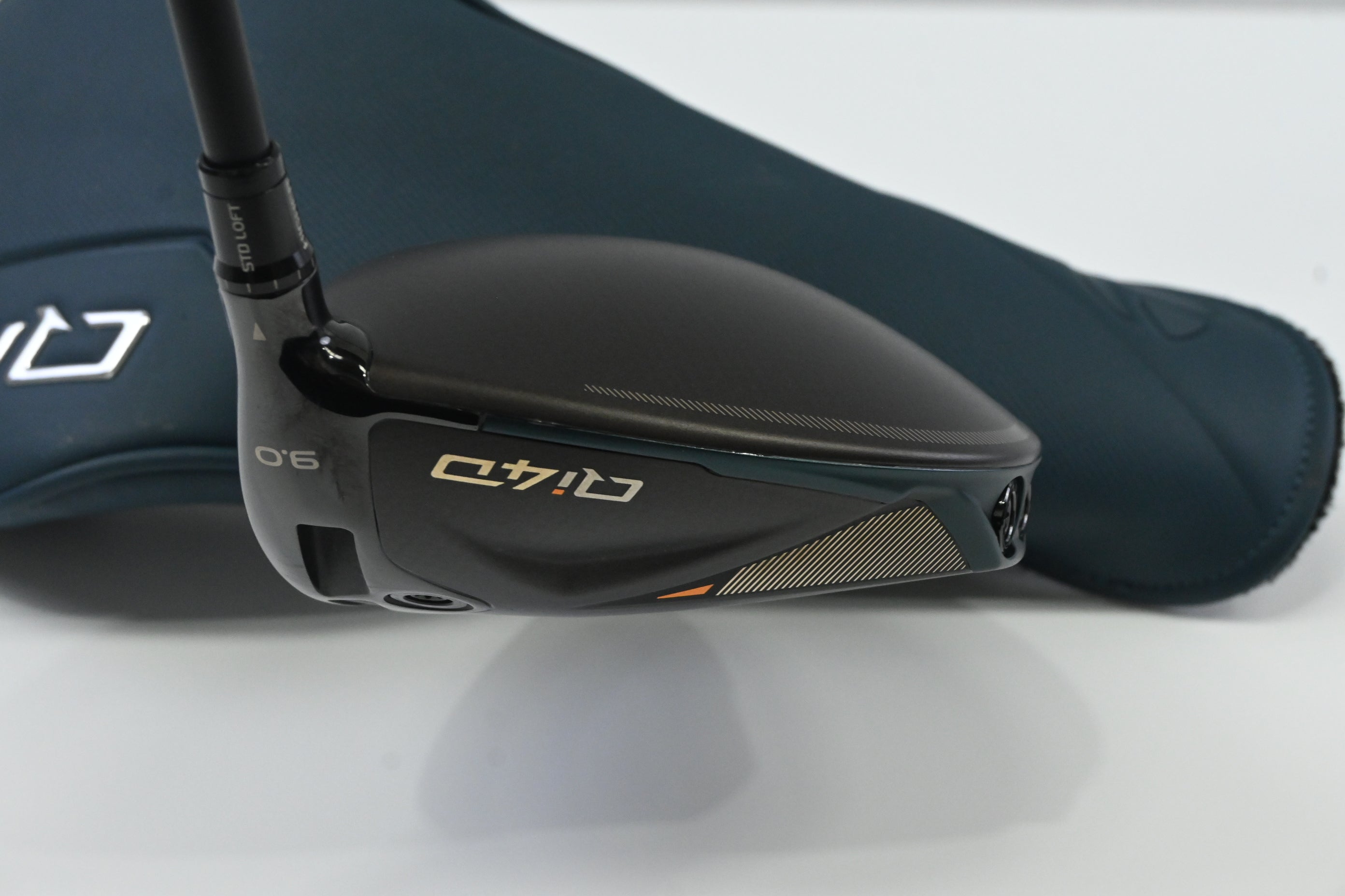 Taylormade Qi4D Driver / 9 Degree / X-Flex Kai'ii Dark Waves Blue CB 60 Shaft