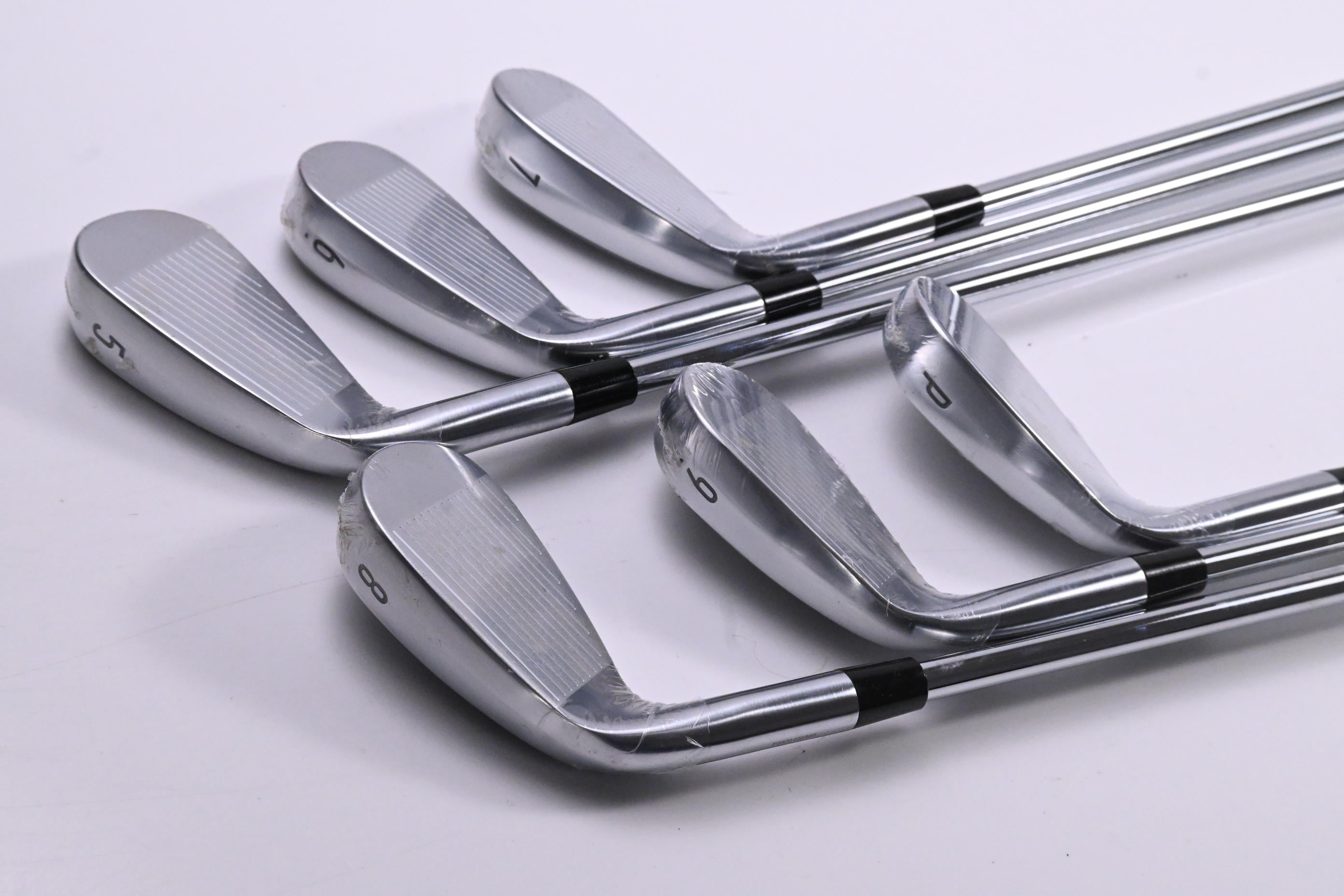 Callaway Quantum Max Irons / 5-PW / Regular Flex KBS MAX 90 Shafts