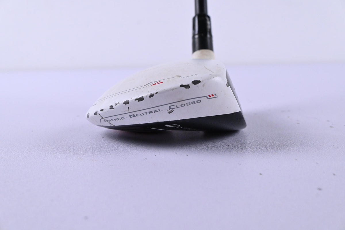 Taylormade R11 #5 Wood / 18 Degree / Regular Flex Fujikura Blur 60 Shaft