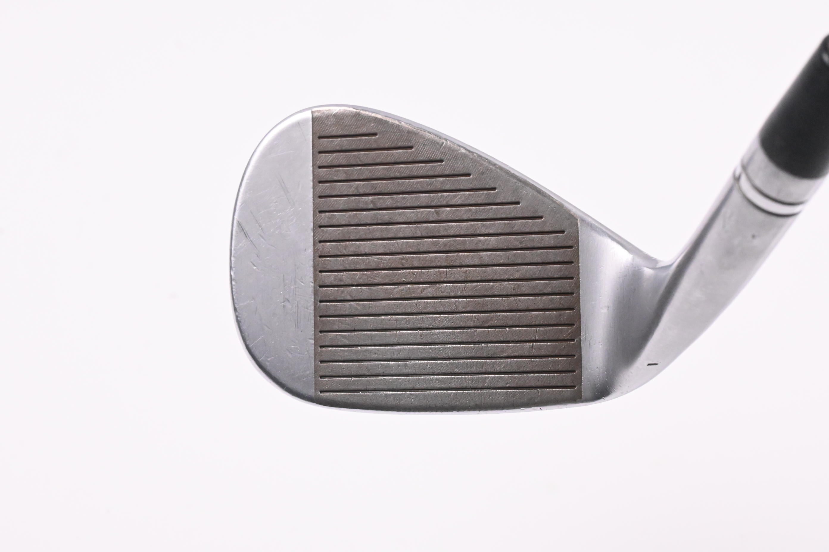 Taylormade Milled Grind 4 Sand Wedge / 54 Degree / Wedge Flex KBS Hi-Rev 2.0