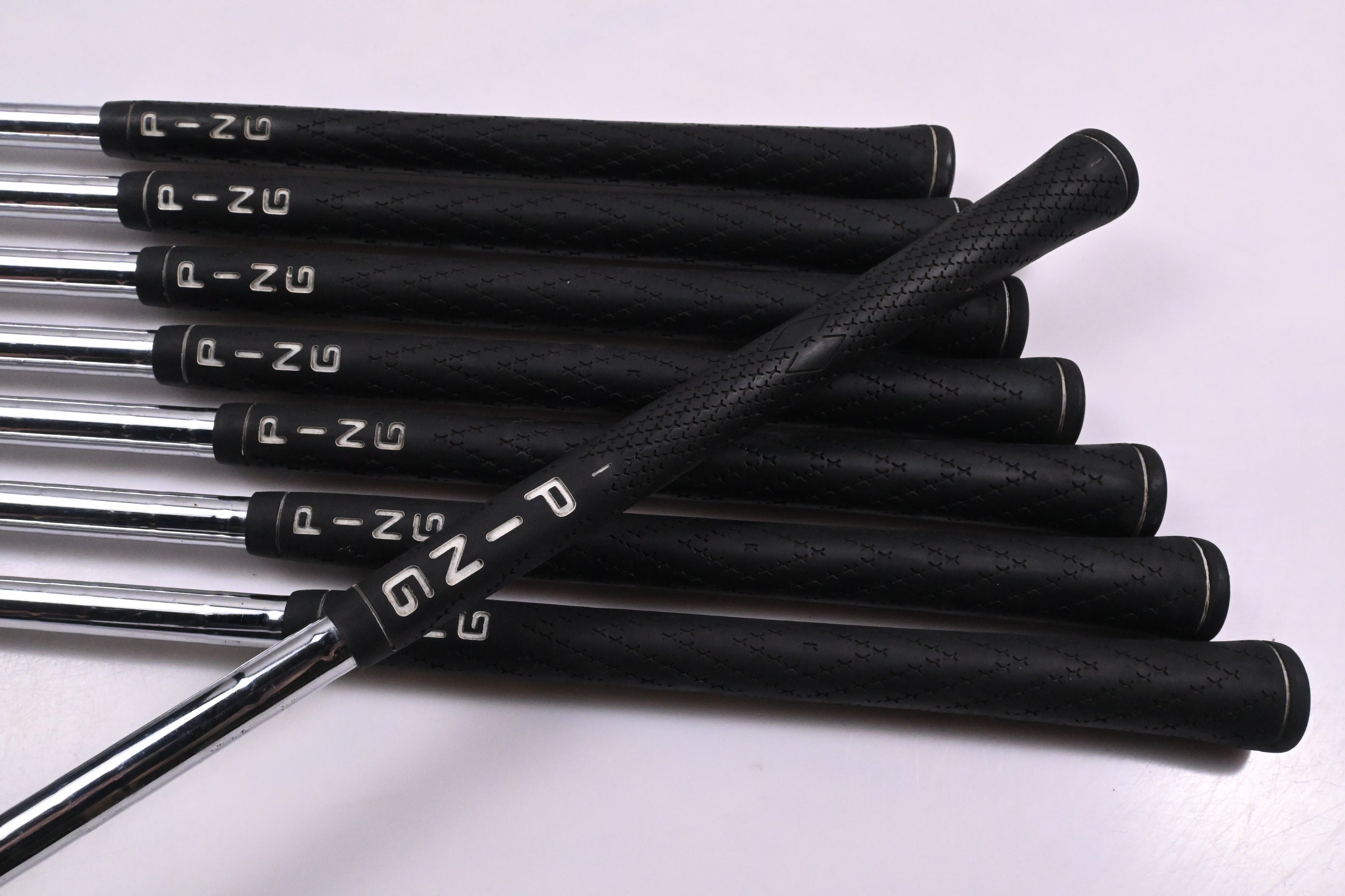 Ping G2 Irons / 3-PW / Green Dot / Regular Flex Ping Shafts