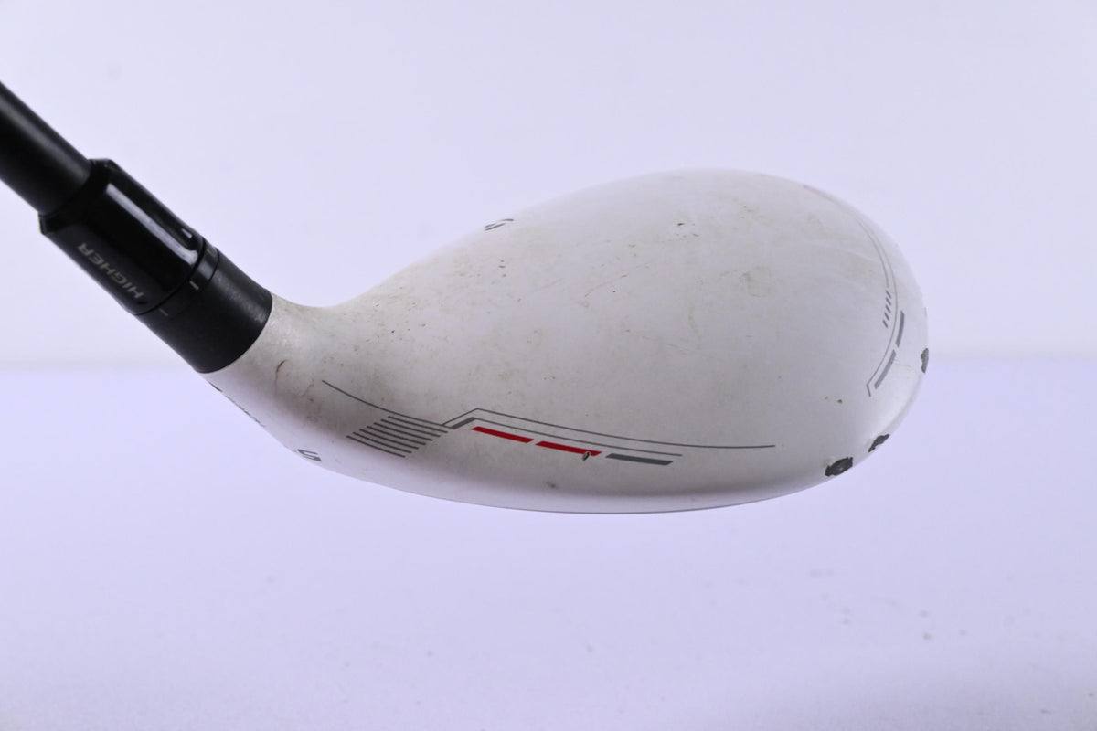 Taylormade R11 #5 Wood / 18 Degree / Regular Flex Fujikura Blur 60 Shaft