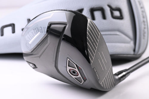 Callaway Quantum Max D Driver / 10.5 Degree / Regular Flex Vanquish 4 Shaft