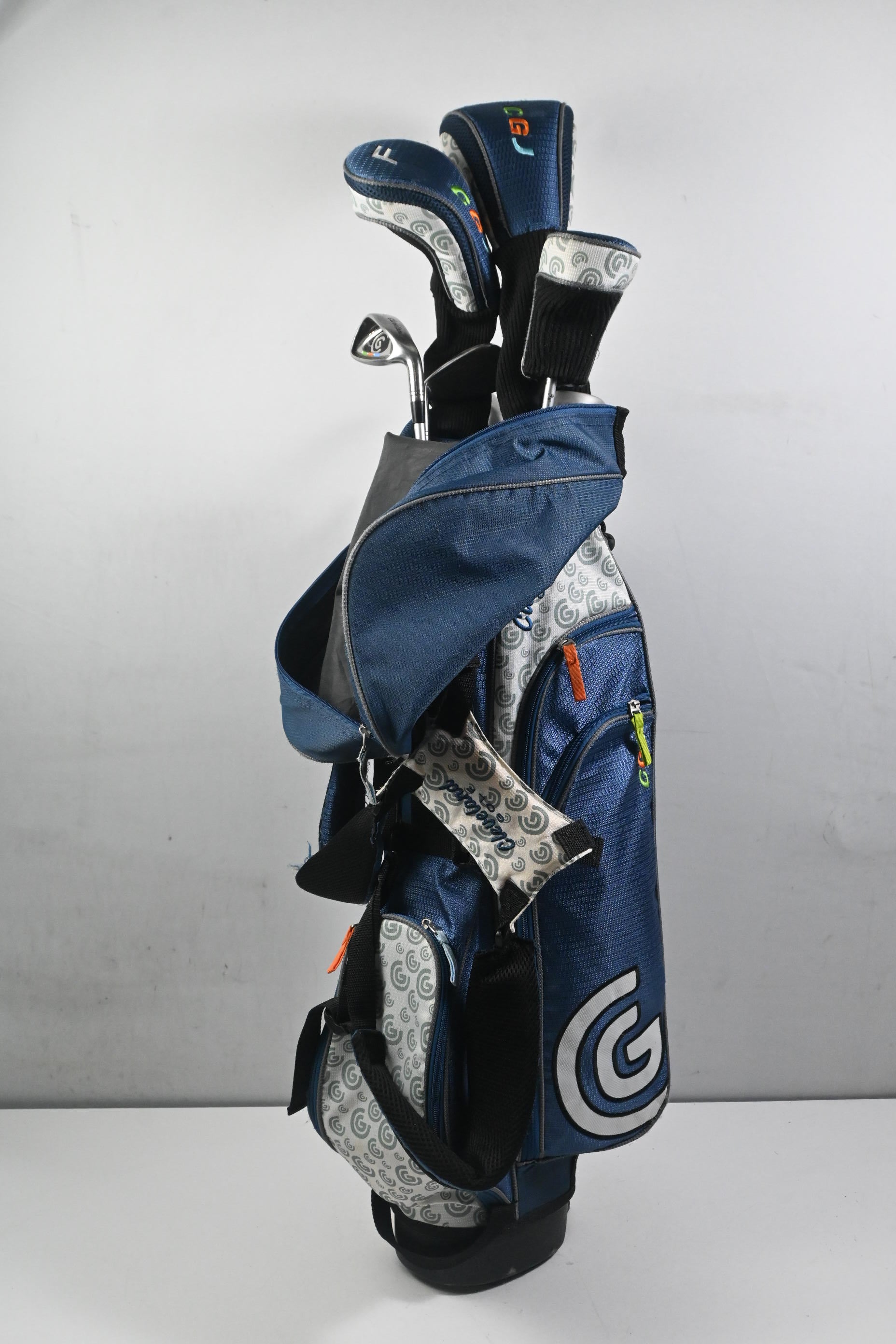Junior Cleveland CGJ Package Set / Woods, Irons, Putter, Bag