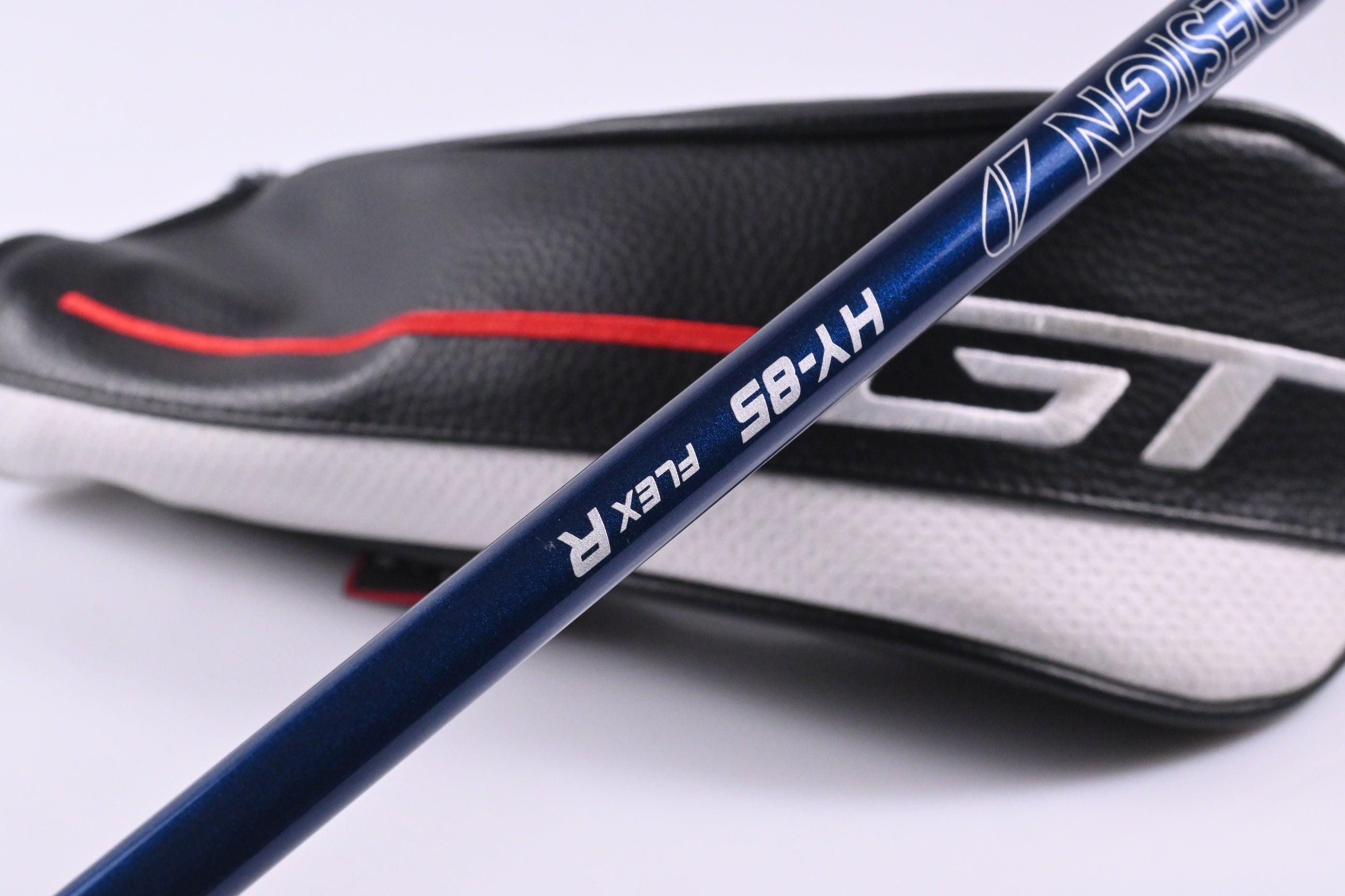 Titleist GT1 #5 Hybrid / 23 Degree / Regular Flex Graphite Design Tour AD HY-85