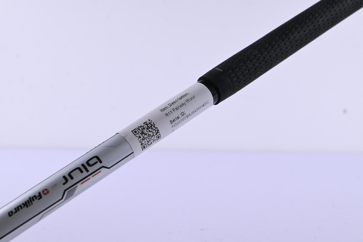 Taylormade R11 #5 Wood / 18 Degree / Regular Flex Fujikura Blur 60 Shaft