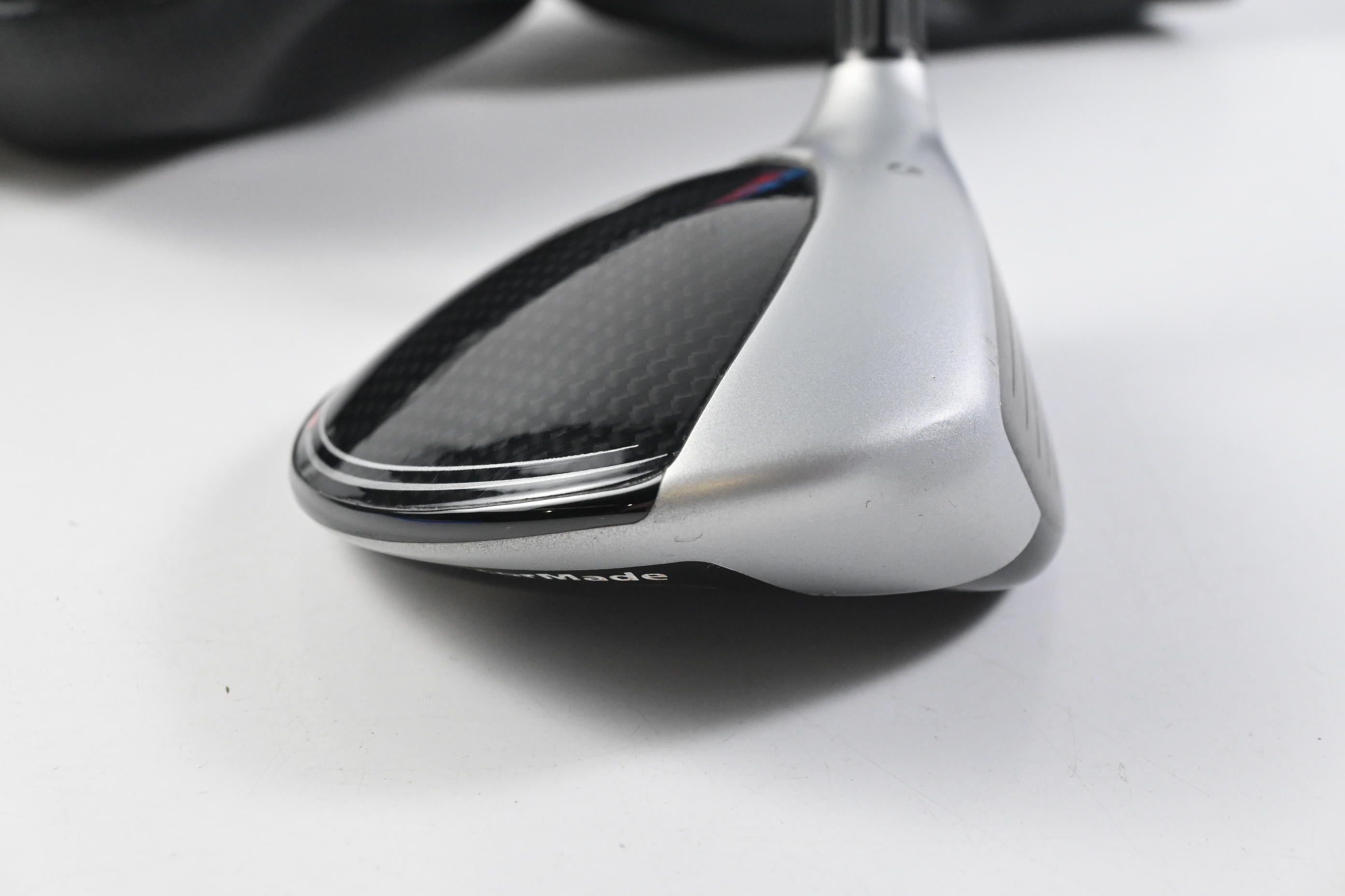 Taylormade M4 #5 Wood / 18 Degree / Regular Flex Fujikura Atmos Red 5 Shaft