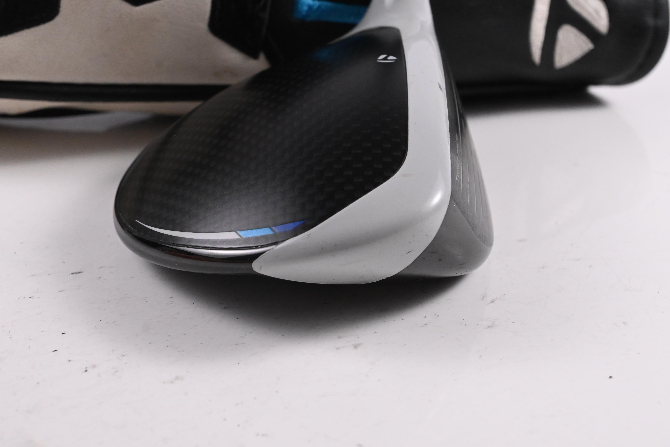 Taylormade SIM2 Max #5 Wood / 18 Degree / Regular Flex Ventus Blue 5 Shaft