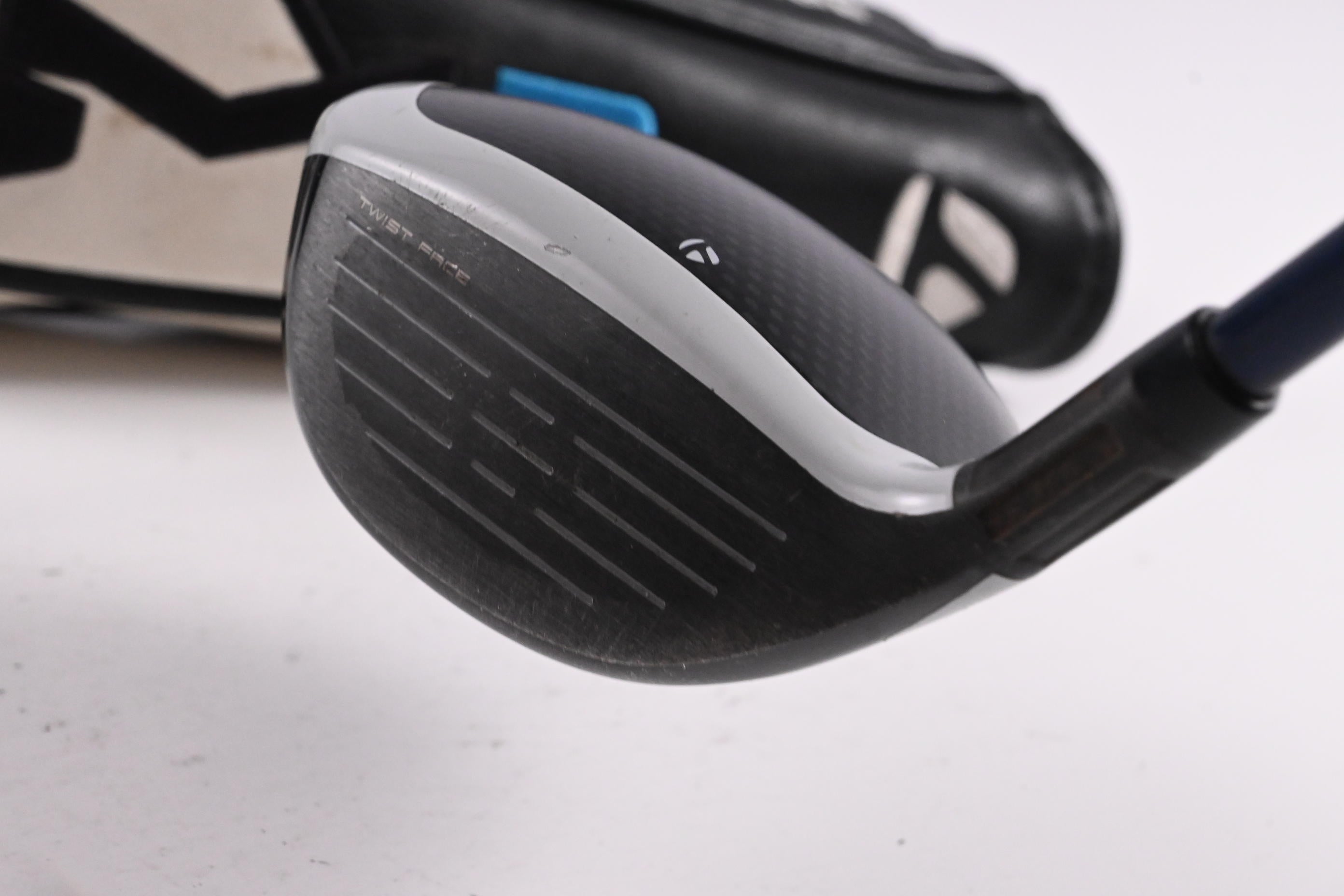 Taylormade SIM2 Max #5 Wood / 18 Degree / Regular Flex Ventus Blue 5 Shaft