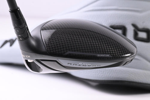 Callaway Quantum Max D Driver / 10.5 Degree / Regular Flex Vanquish 4 Shaft