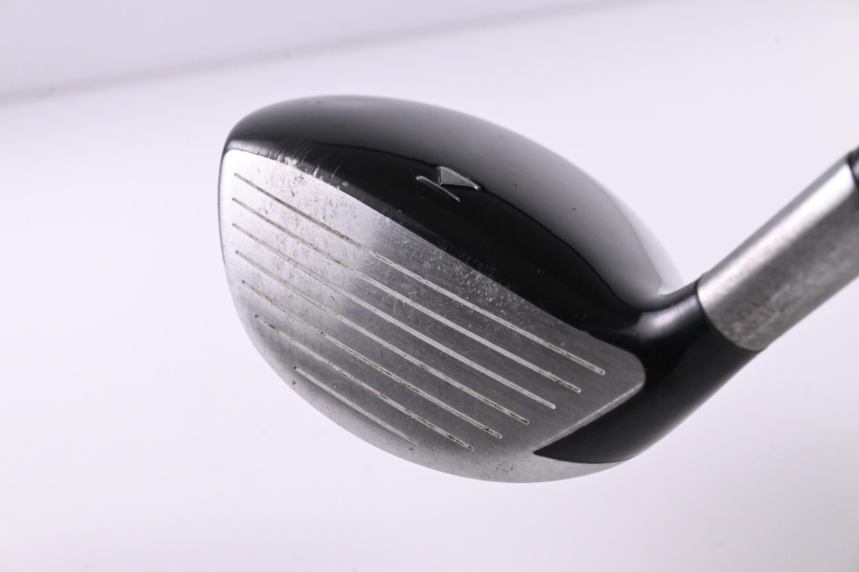 Titleist 906 F2 #3 Wood / 15 Degree / Stiff Flex UST Proforce V2 85 Shaft