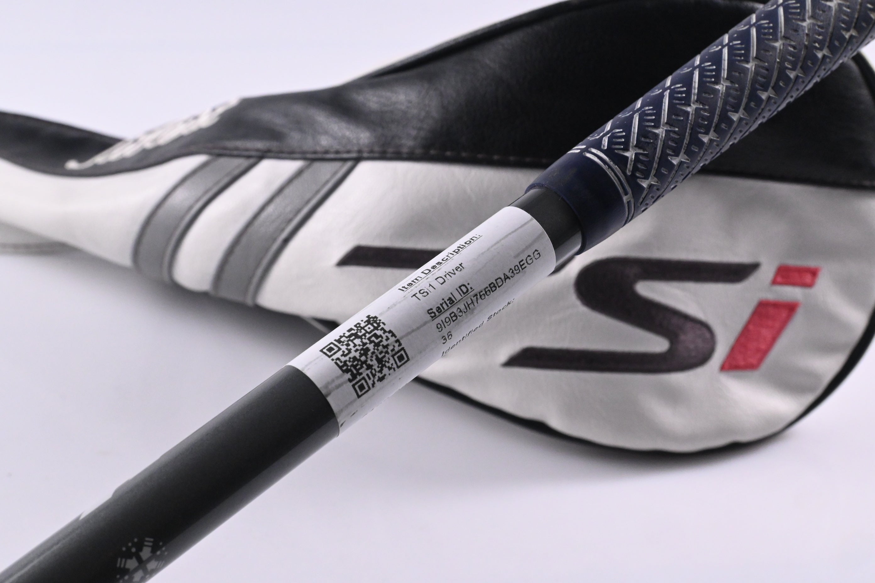 Titleist TSi1 Driver / 10 Degree / Regular Flex Aldila Ascent White 40 Shaft