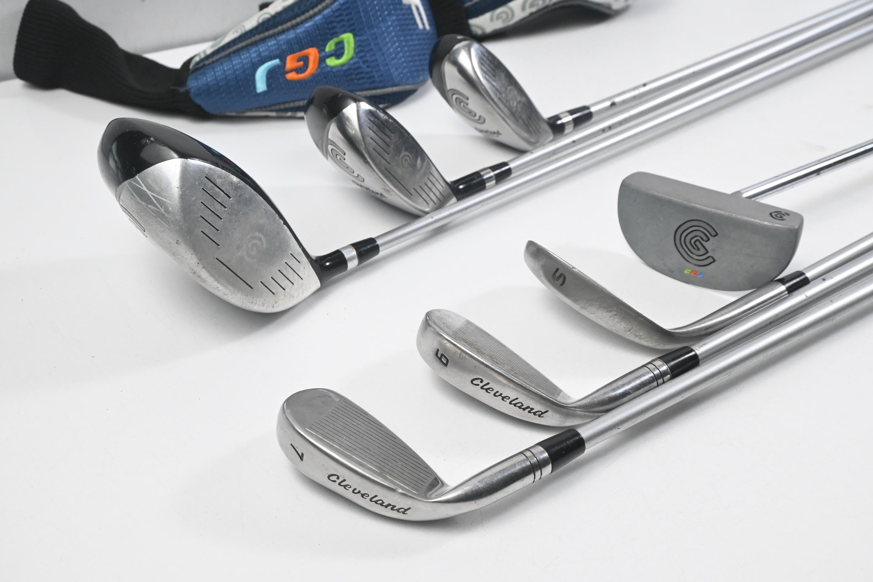 Junior Cleveland CGJ Package Set / Woods, Irons, Putter, Bag