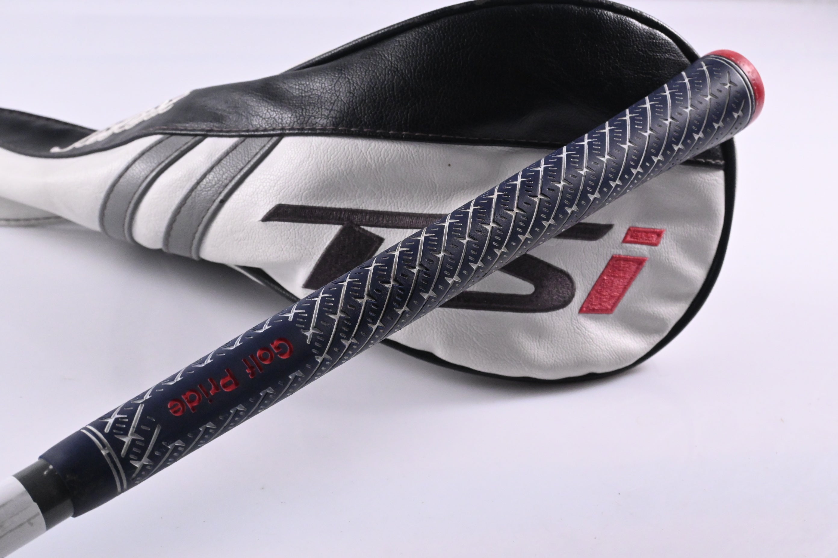 Titleist TSi1 Driver / 10 Degree / Regular Flex Aldila Ascent White 40 Shaft