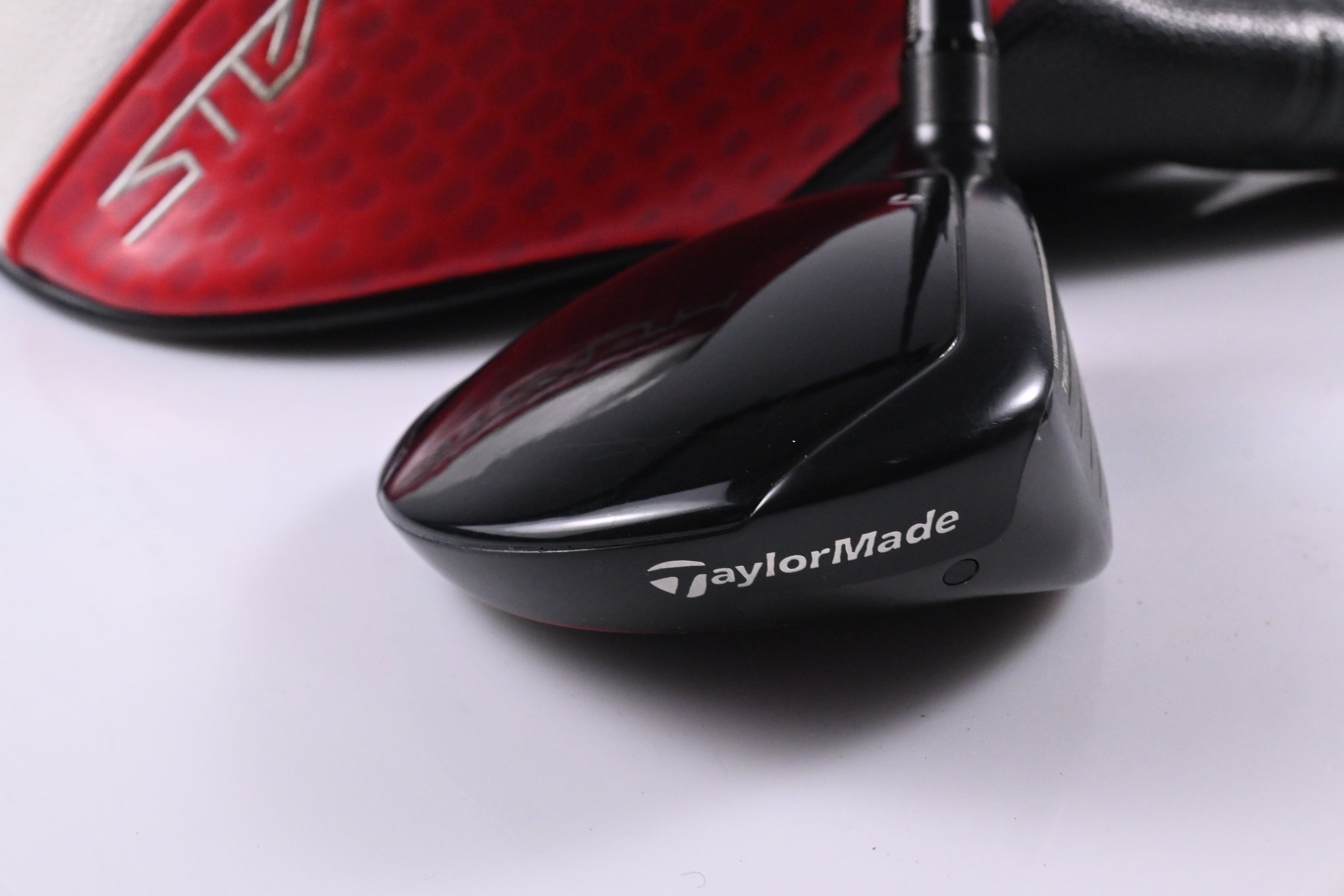 Taylormade Stealth 2 Plus #3 Wood / 15 Degree / Stiff Flex Kai'li Red 75 Shaft