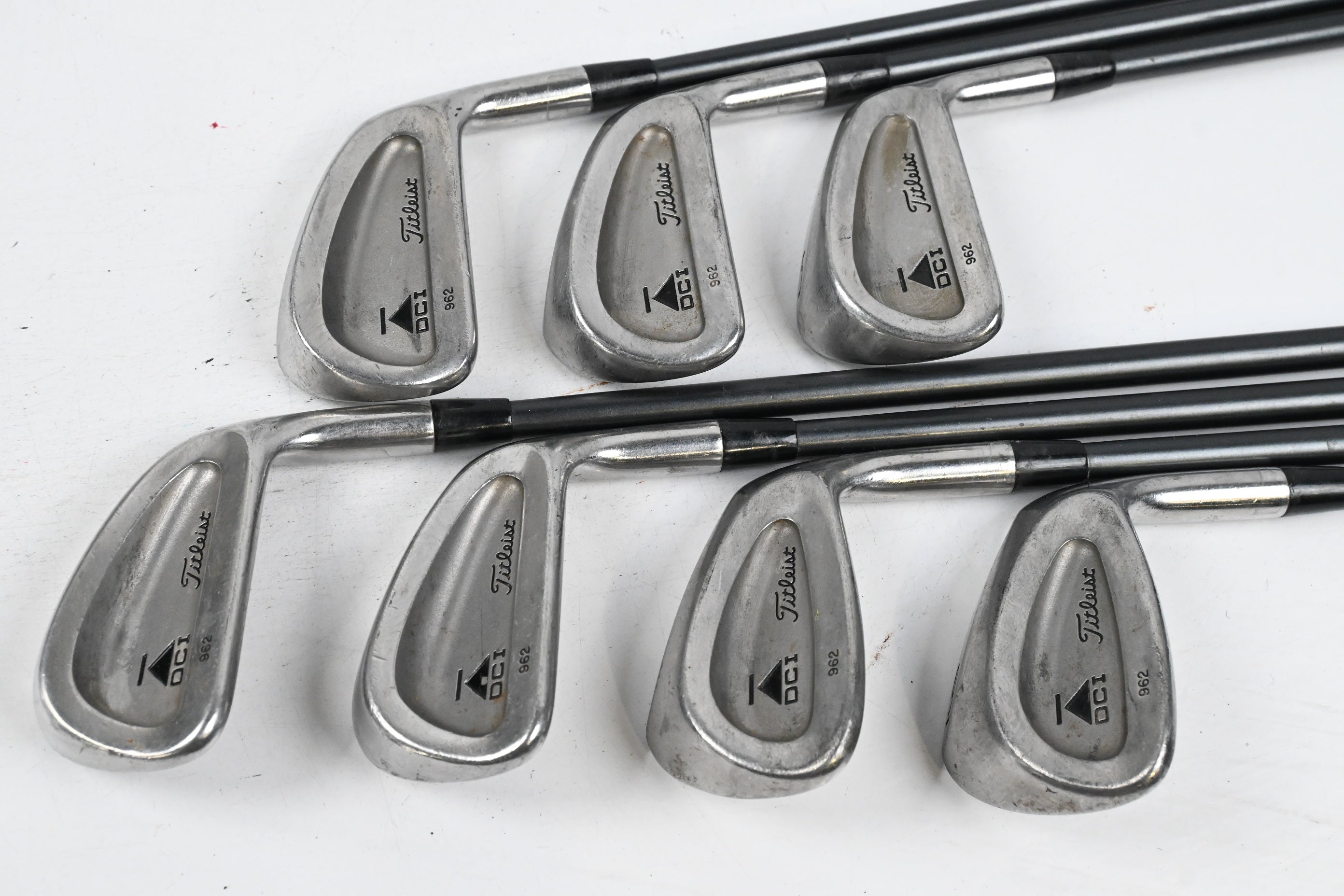 Titleist DCI 962 Irons / 3-9i / Regular Flex Titleist Select Shafts