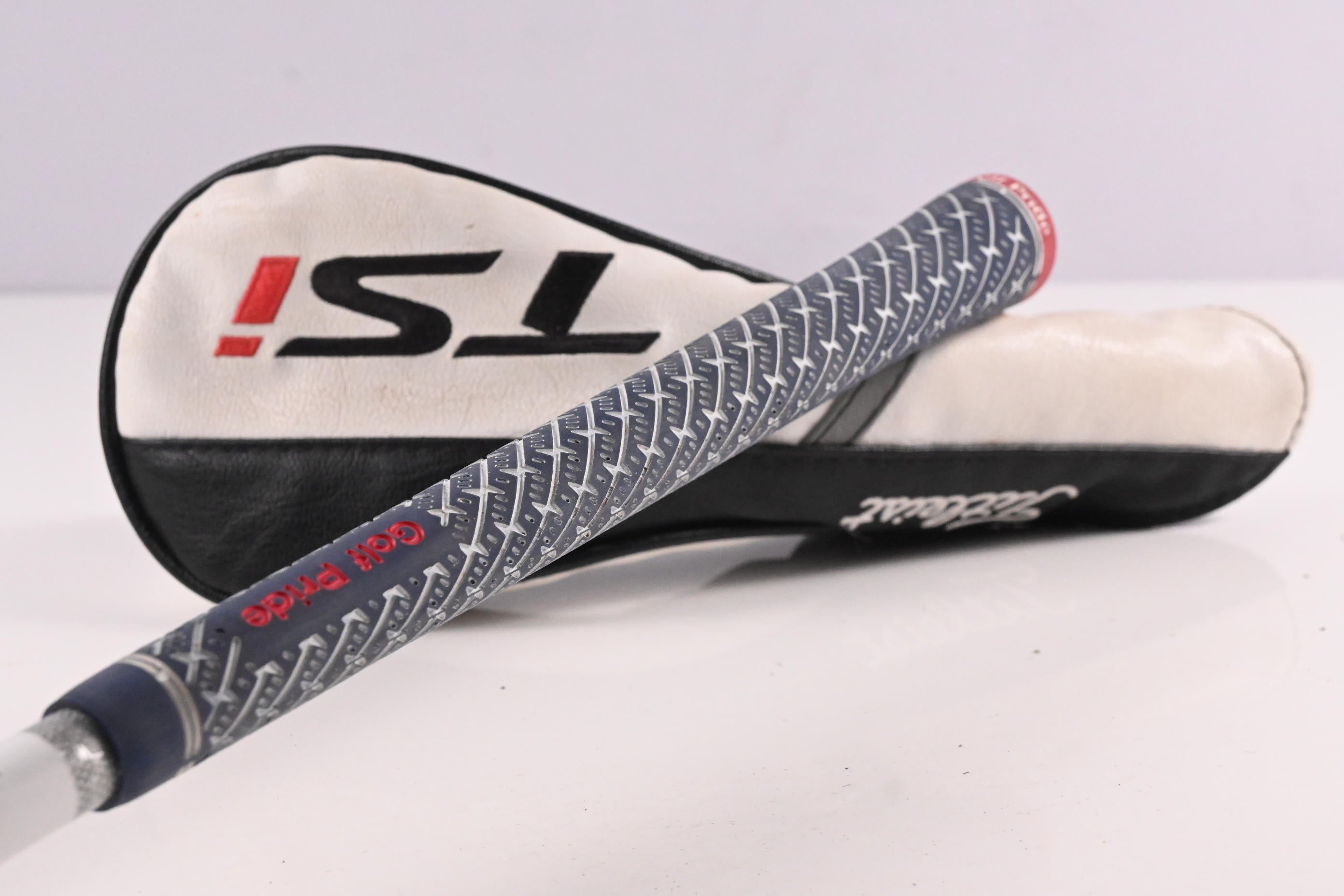 Titleist TSi2 #3 Wood / 15 Degree / Regular Flex Tensei AV Blue 65 Shaft