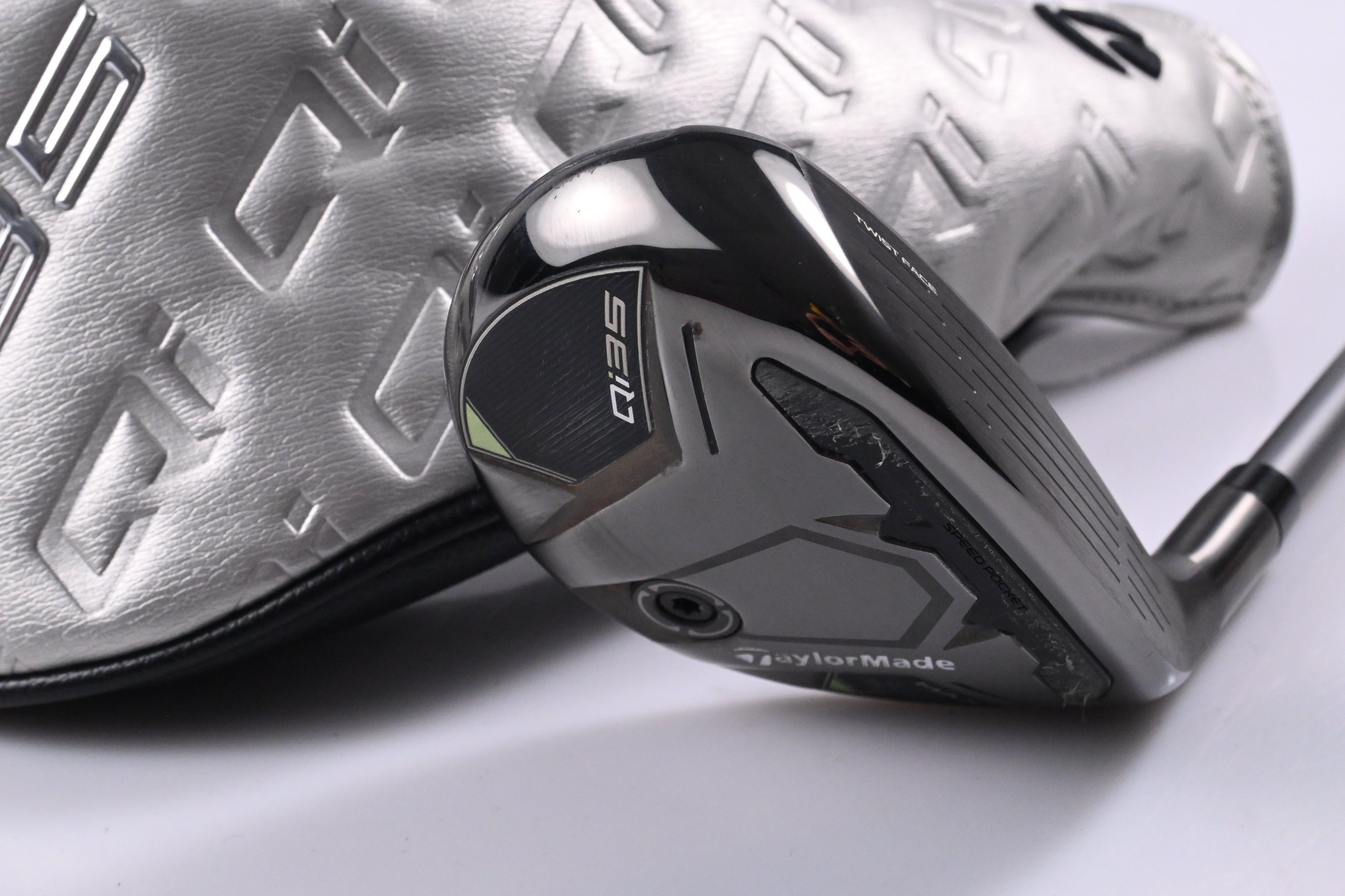 Taylormade Qi35 Max #4 Hybrid / 23 Degree / Regular Flex Air Speeder 50 Shaft