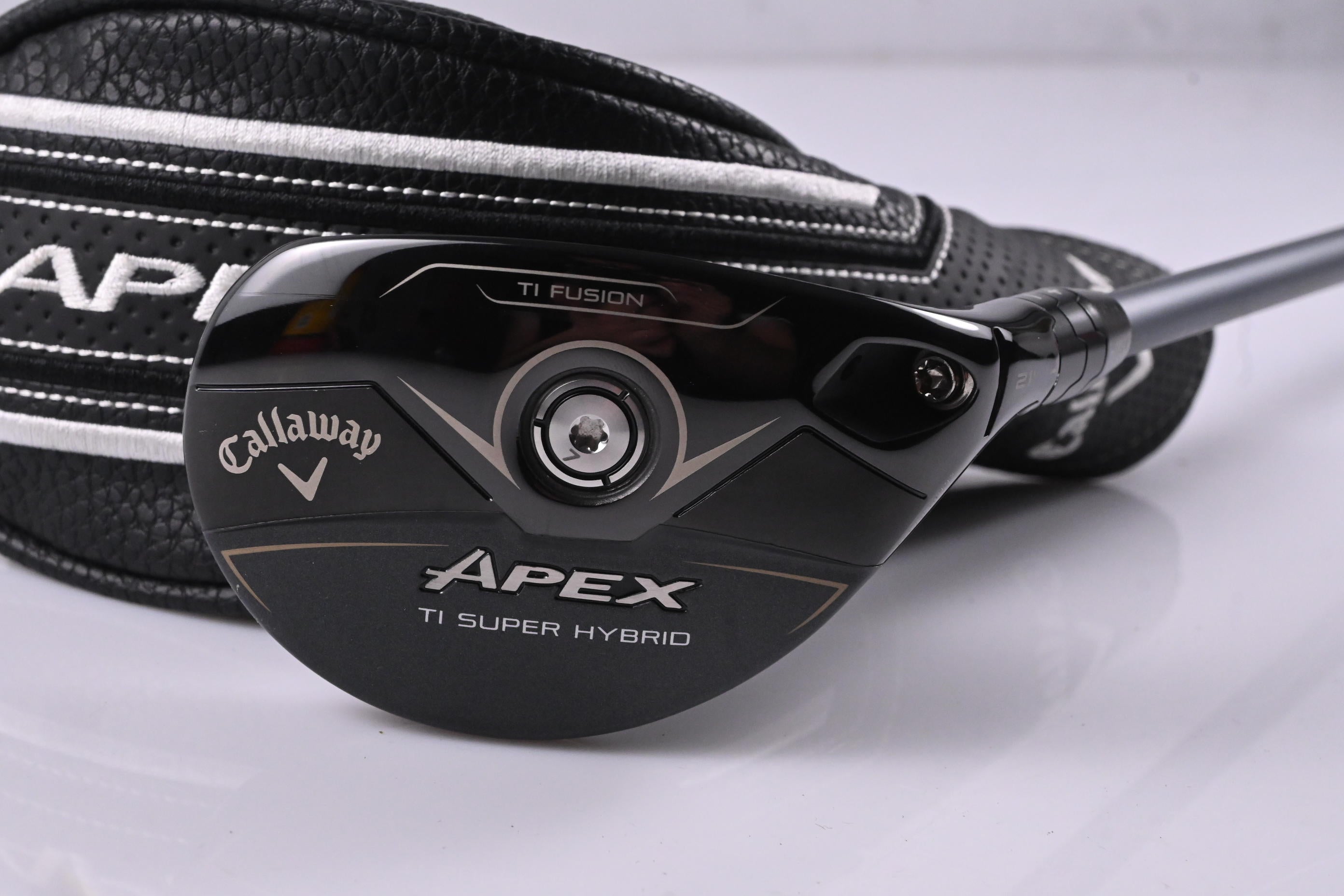 Callaway Apex Ti Super #4 Hybrid / 21 Degree / Stiff Flex Denali Frost Silver 70