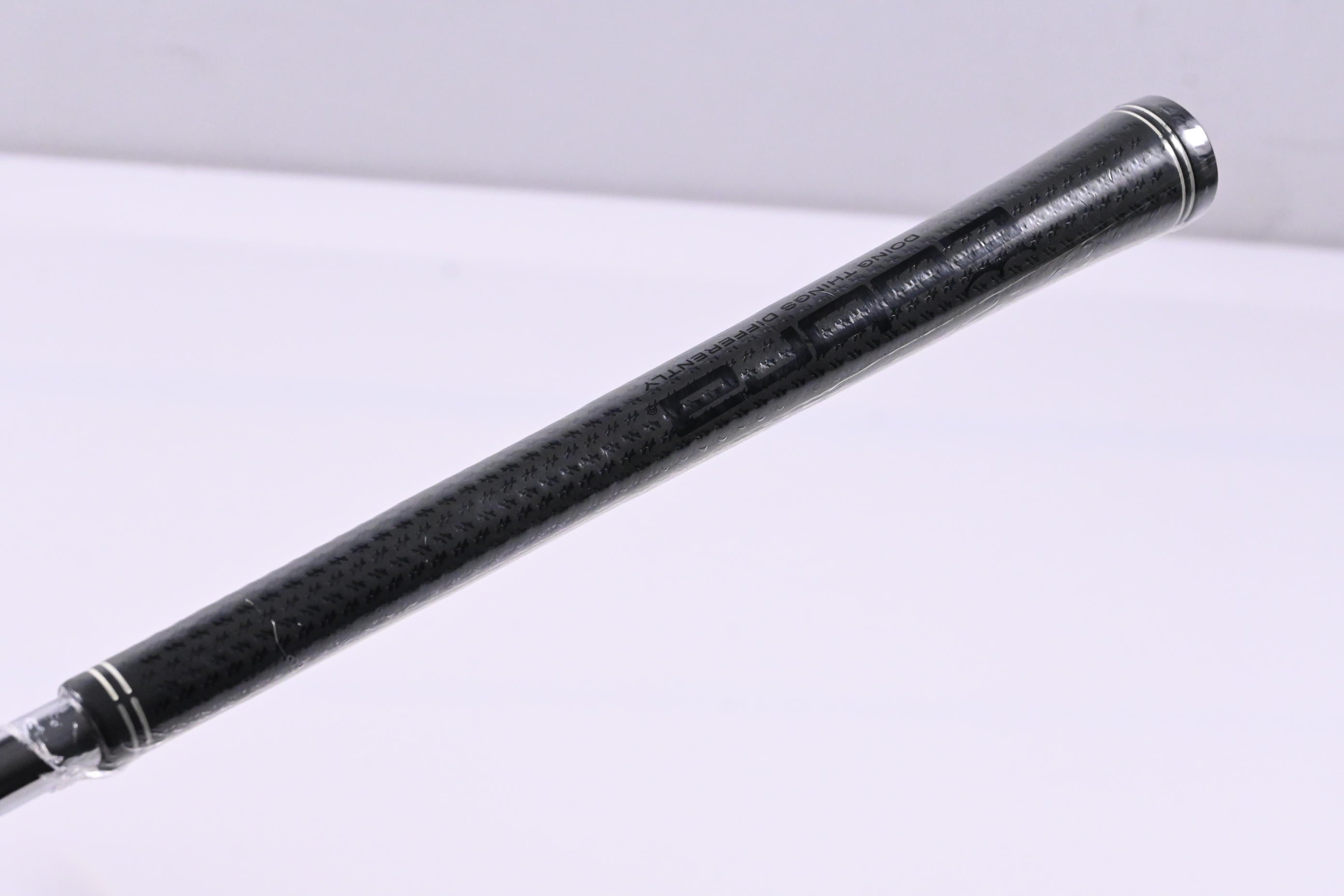 Cobra King 2025 Gap Wedge / 52 Degree / Wedge Flex Dynamic Gold Spinner Shaft