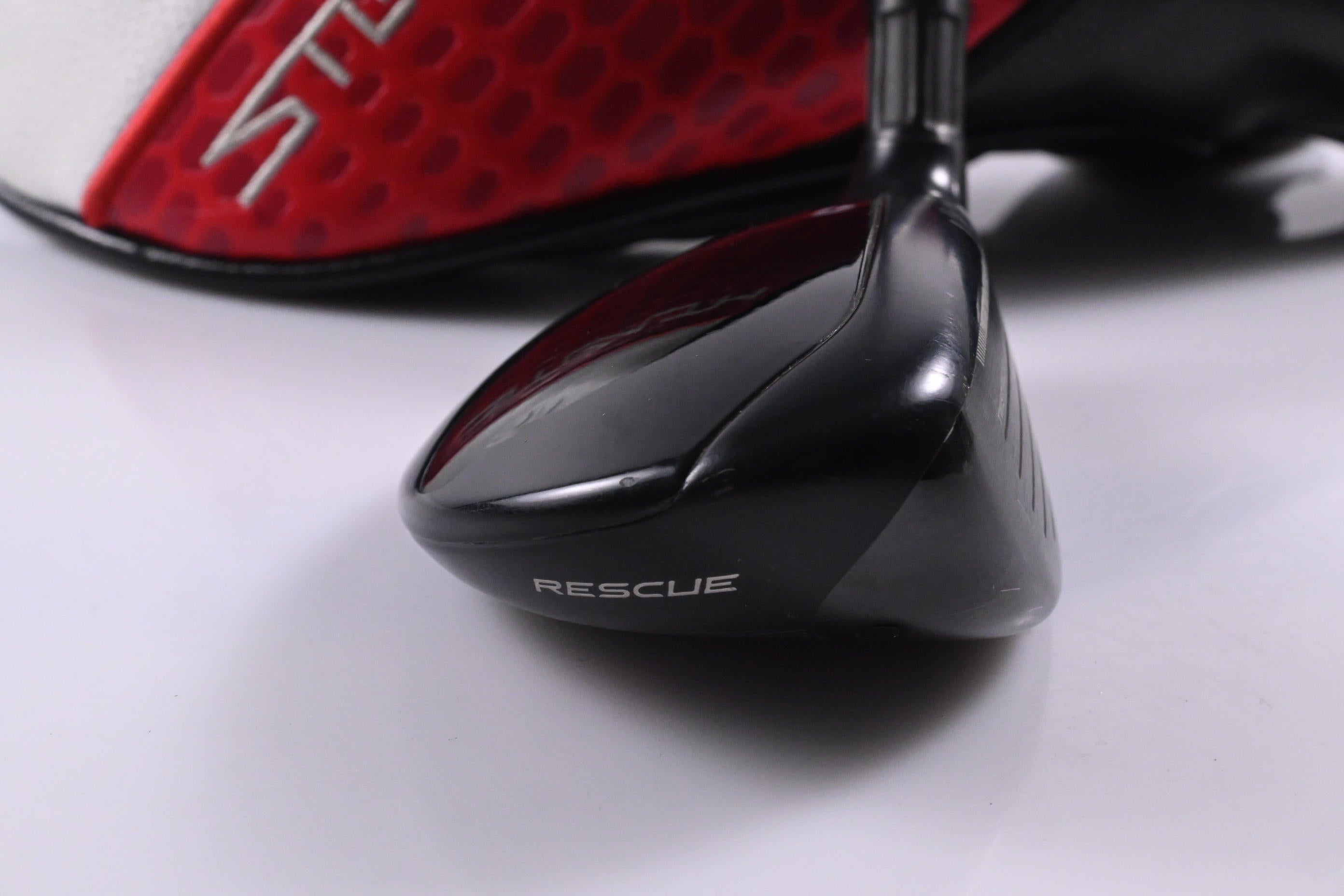 Taylormade Stealth 2 #3 Hybrid / 19 Degree / Regular Flex Ventus TR Red 6 Shaft