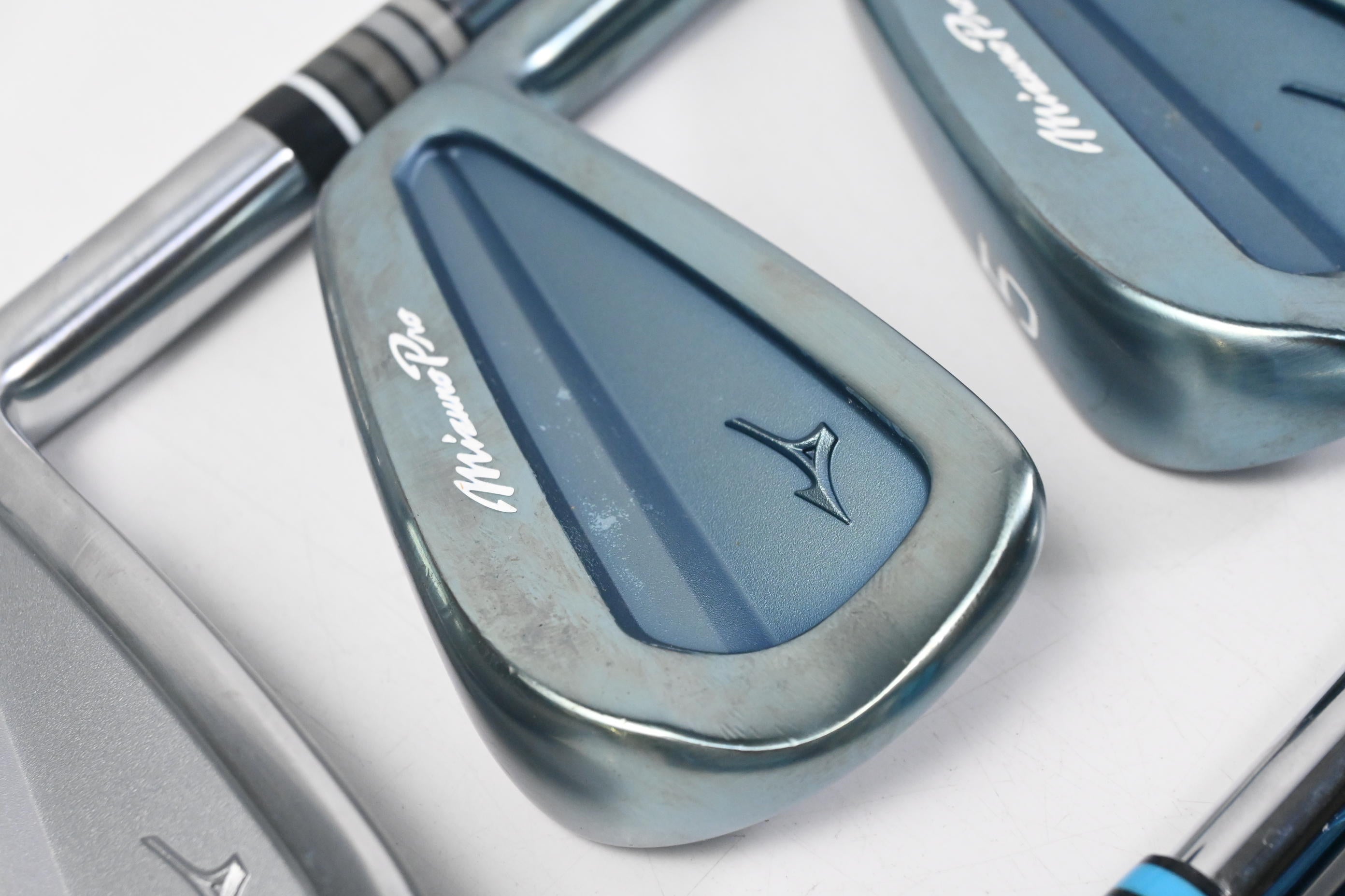 Mizuno Pro Iceberg S-1/S-3 Combo Irons / 3-PW / Stiff Flex Dynamic Gold S400