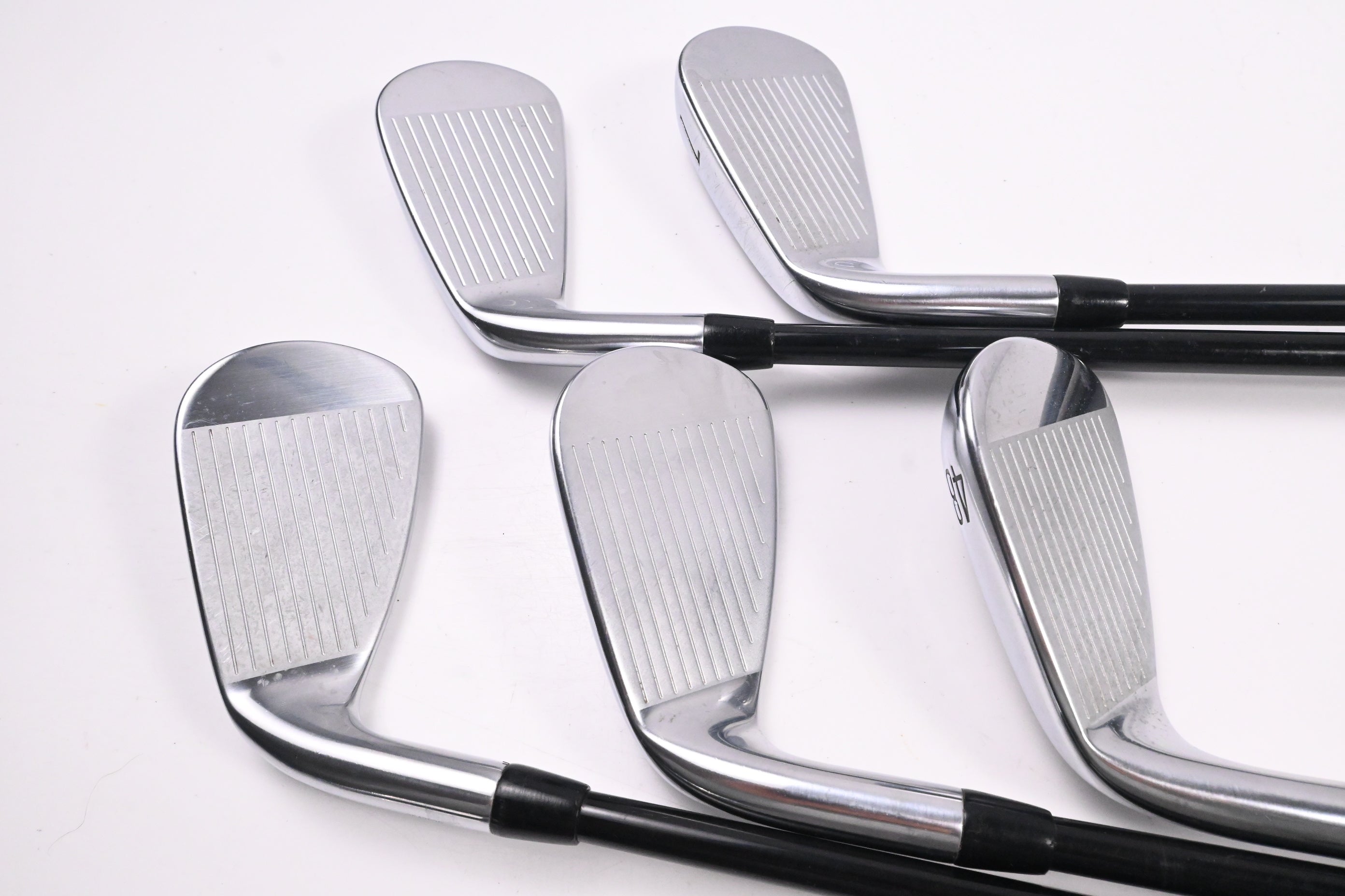 Titleist T300 2021 Irons / 6-9i+48° / Senior Flex Tensei AV Red AM(2) Shafts