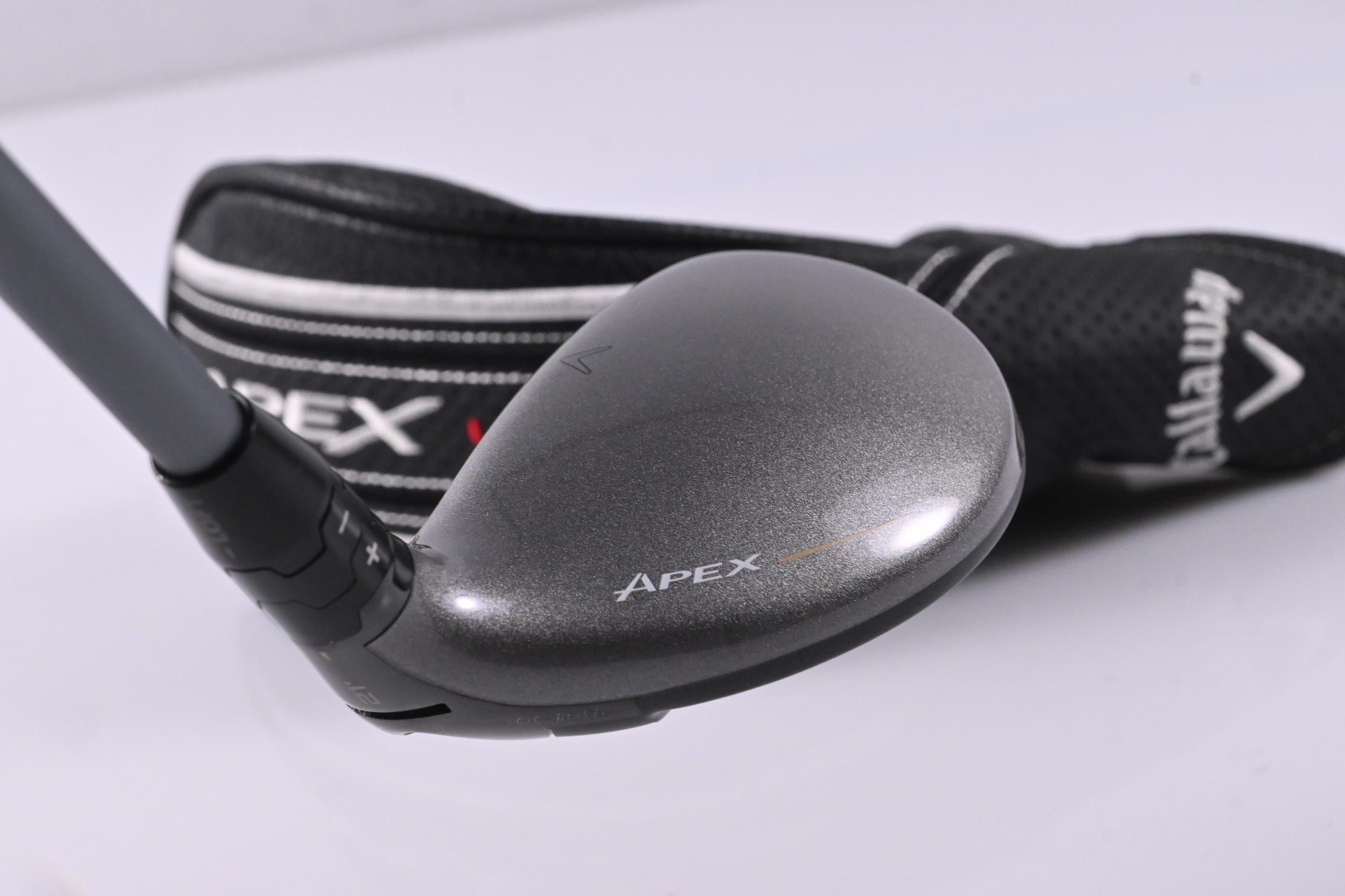 Callaway Apex Ti Super #4 Hybrid / 21 Degree / Stiff Flex Denali Frost Silver 70