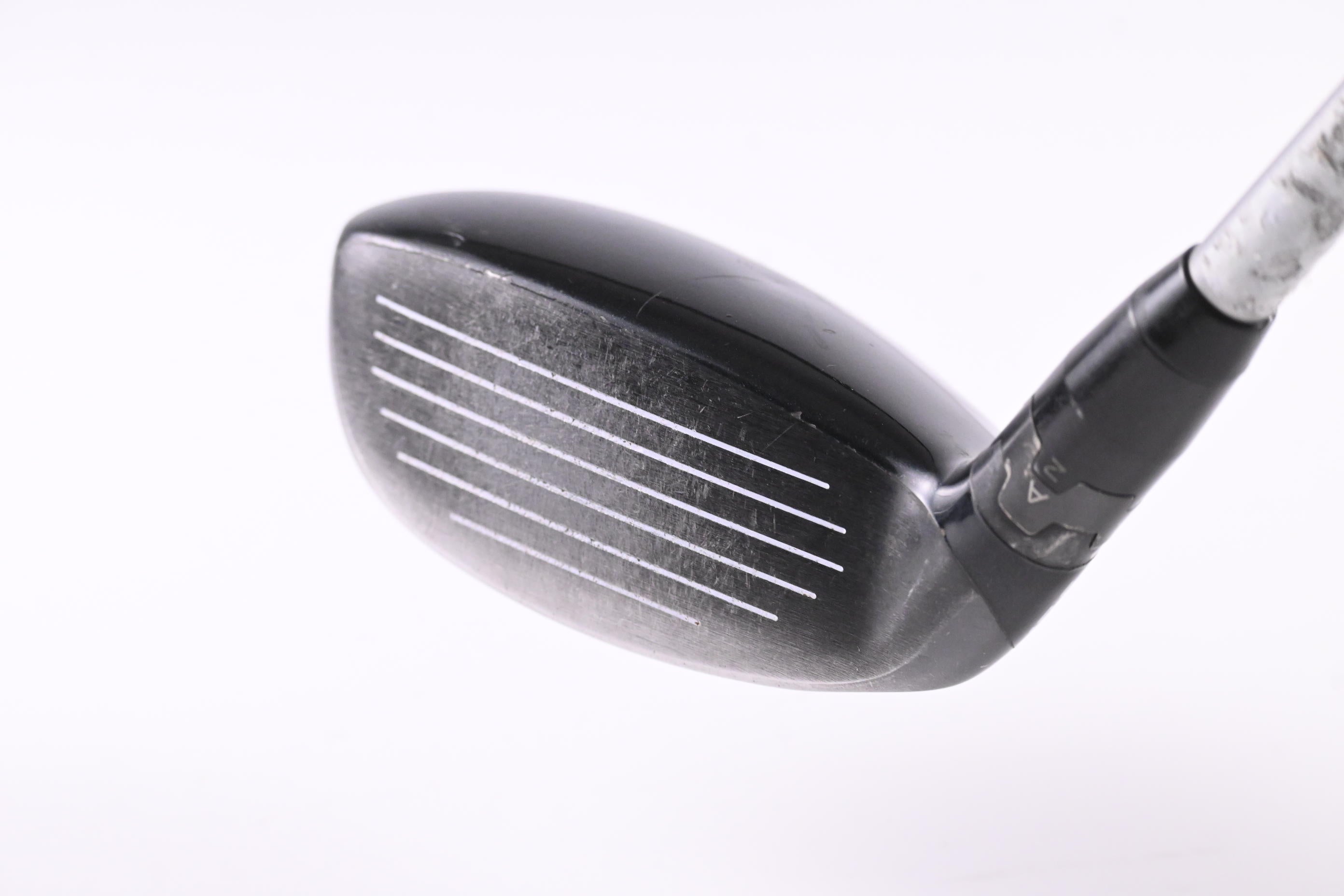 Titleist 915H #2 Hybrid / 17 Degree / Stiff Flex Diamana D+ 90 Shaft