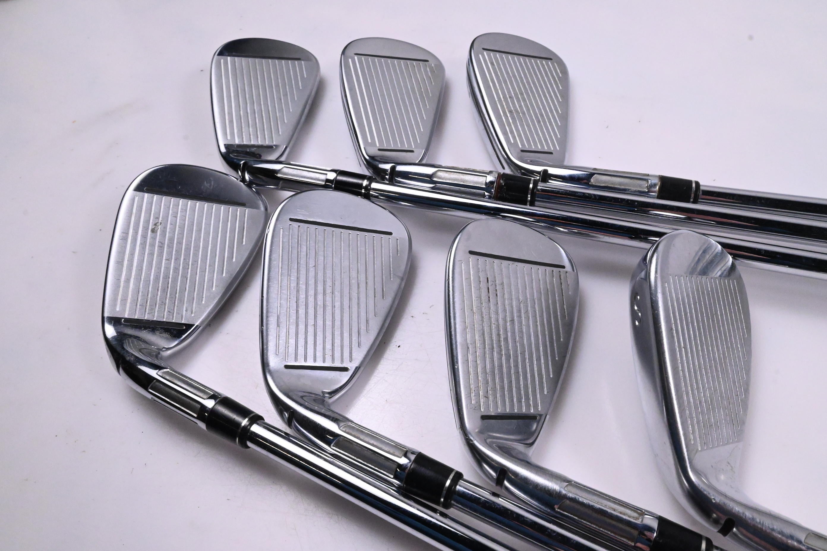 Taylormade M CGB Irons / 5-PW+SW / Regular Flex N.S.Pro 850GH Shafts
