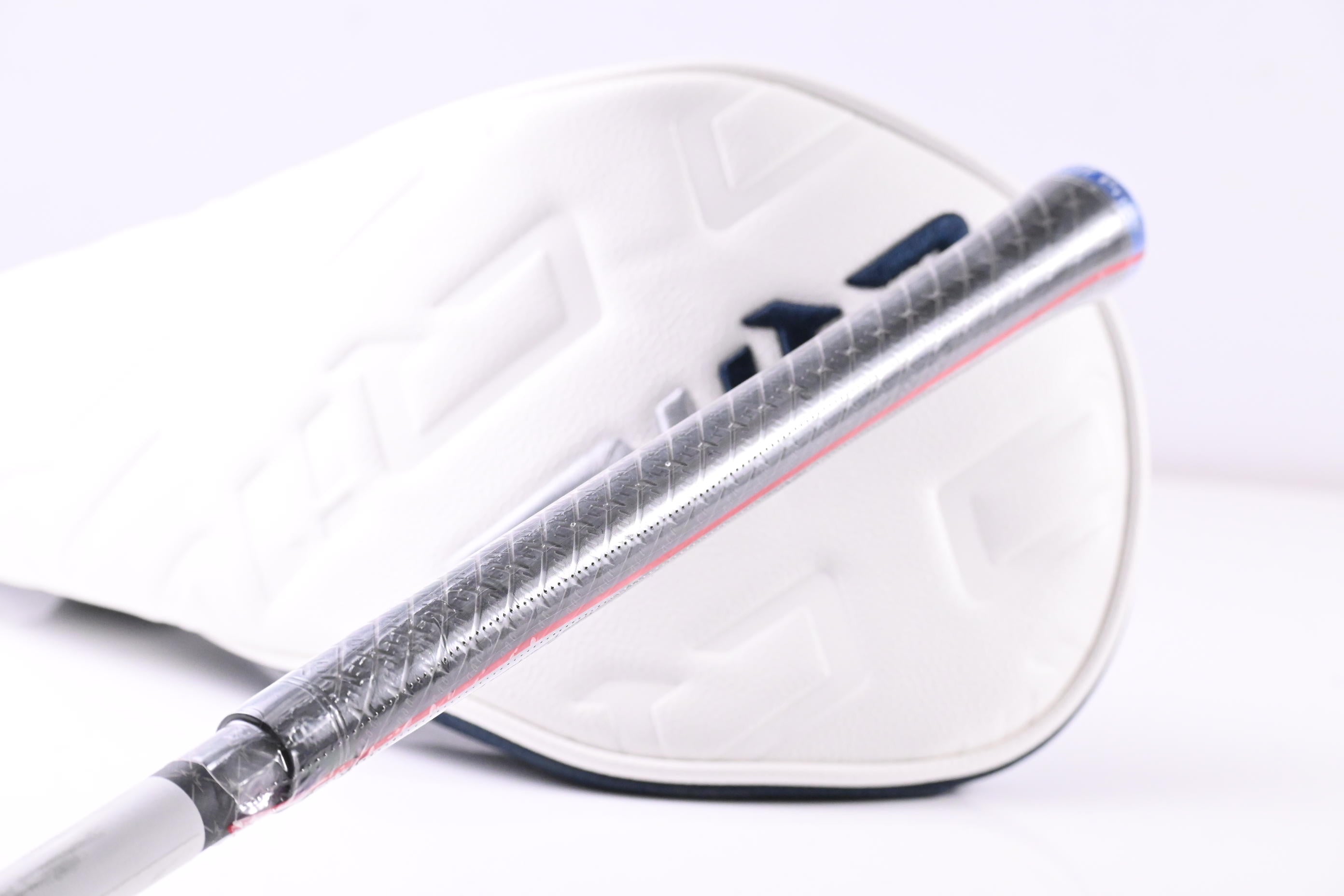 Taylormade Qi10 LS Driver / 9 Degree / Stiff Flex Tensei AV Limited Black 65 Shaft