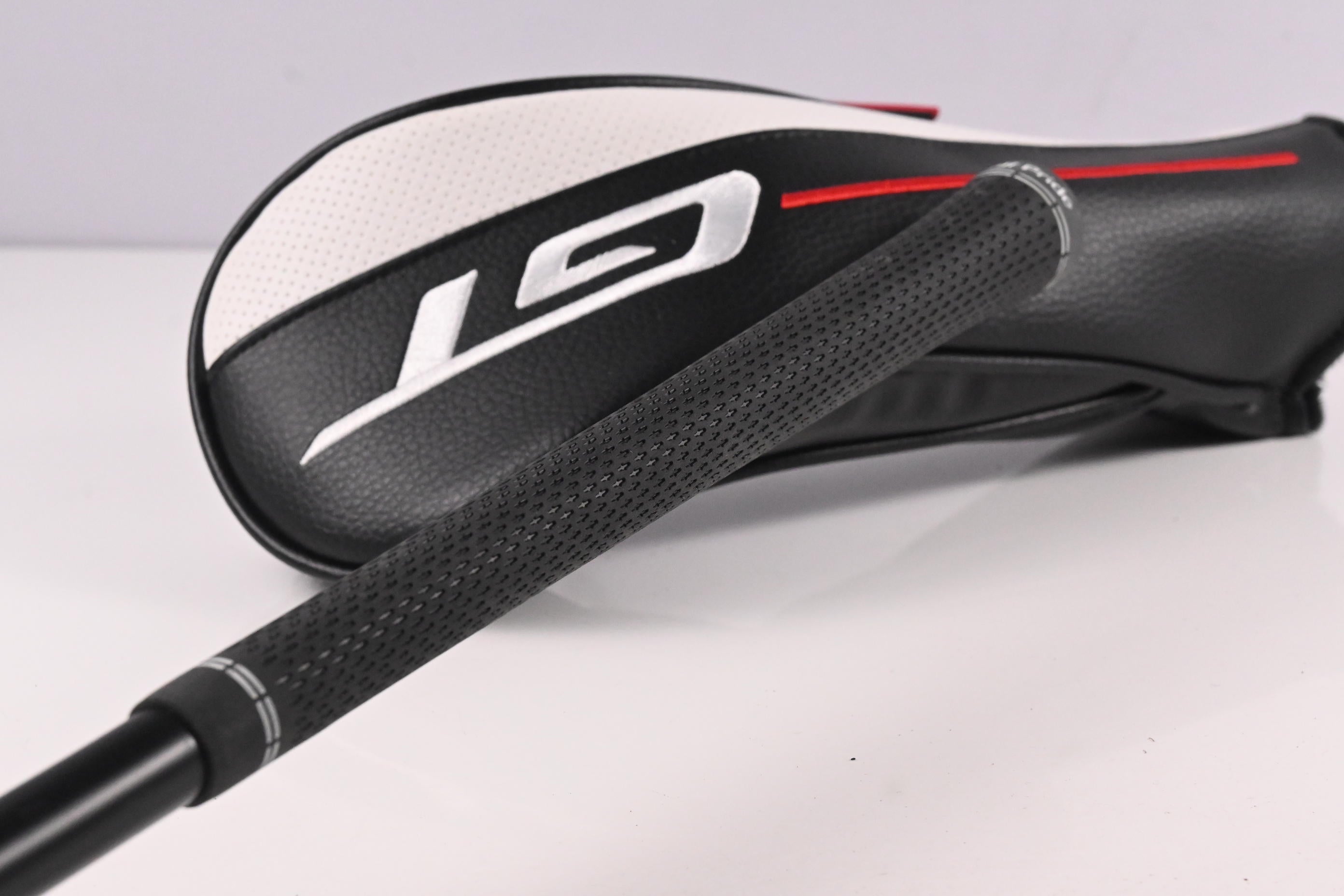 Titleist GT2 #3 Wood / 15 Degree / Stiff Flex HZRDUS GEN5 Black 70 Shaft