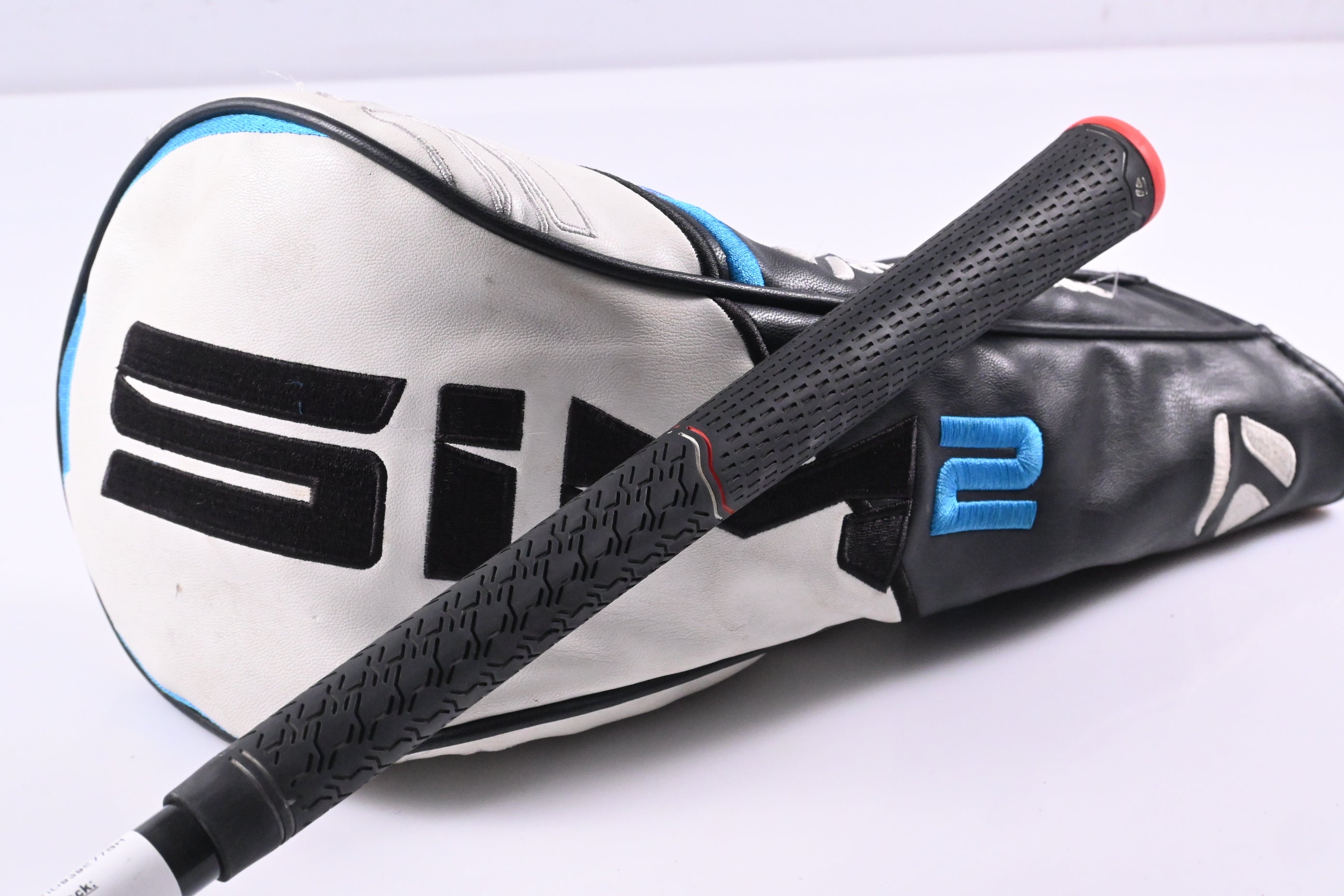 Taylormade SIM2 Max Driver / 9 Degree / Stiff Flex EvenFlow Riptide 60 Shaft