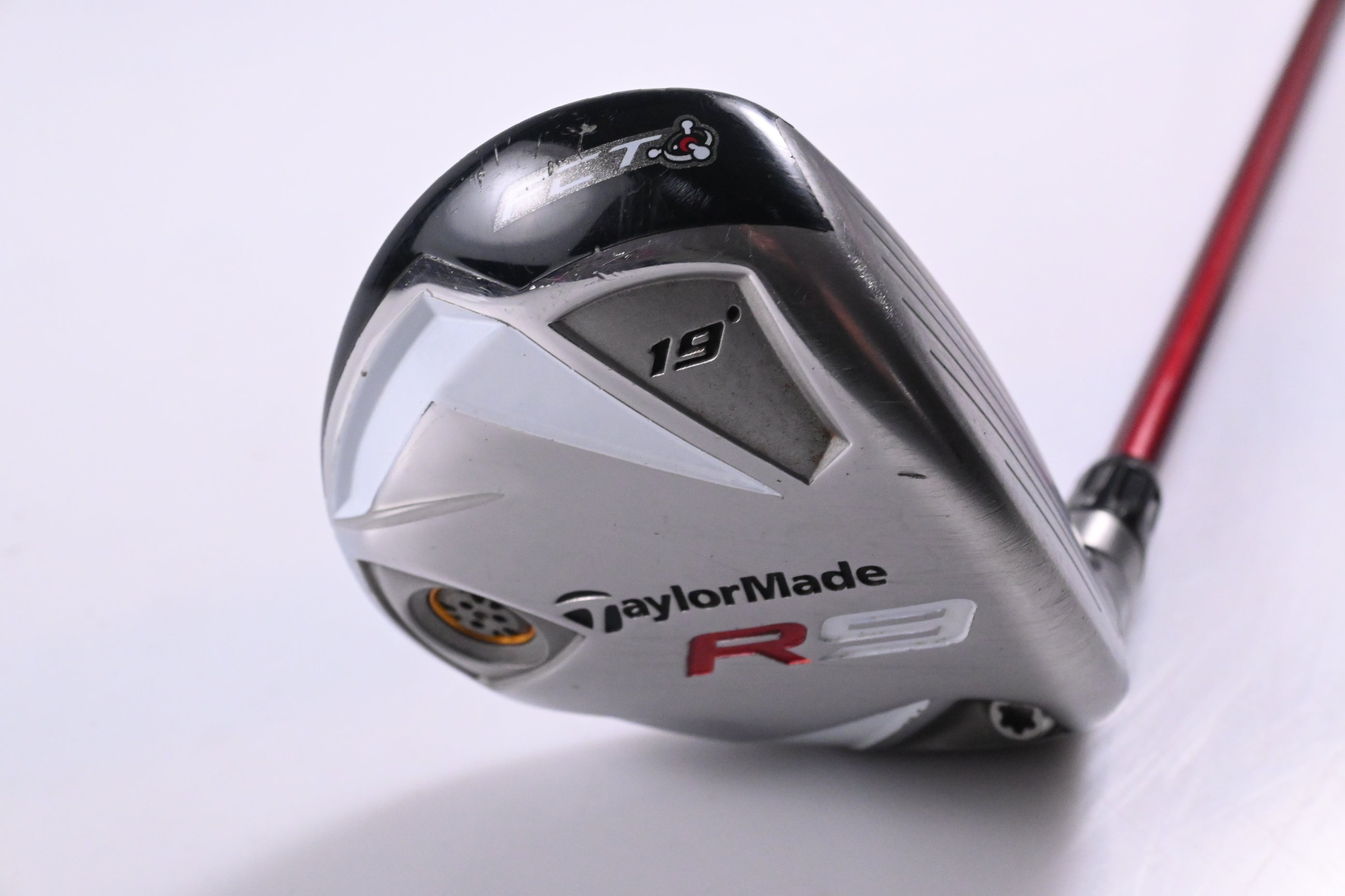 Taylormade R9 #5 Wood / 19 Degree / Stiff Flex Fujikura Motore F1 85 Shaft