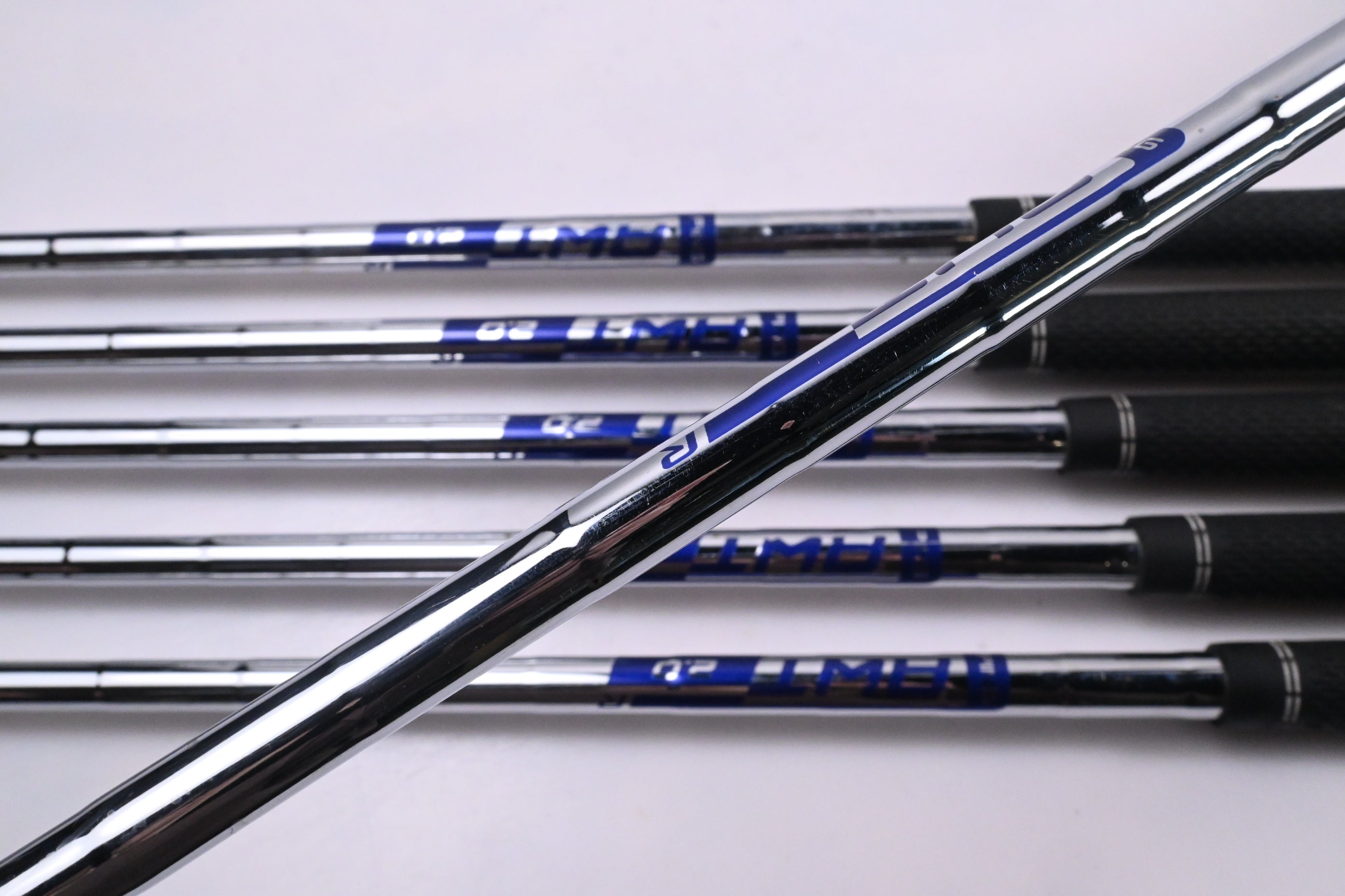 Left Hand Ping G410 Irons / 6-PW+SW / Green Dot / Regular Flex Ping AWT 2.0