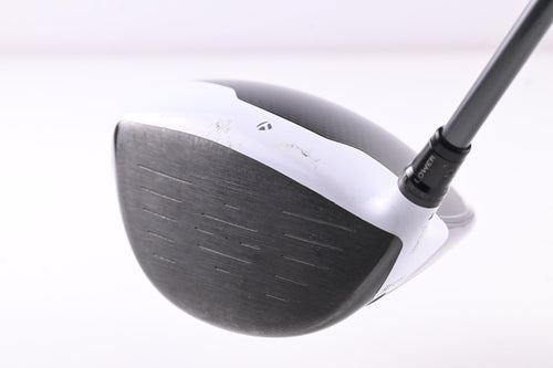 TaylorMade M2 2017 Driver / 10.5 Degree / Regular Flex Fujikura XLR8 Pro 56