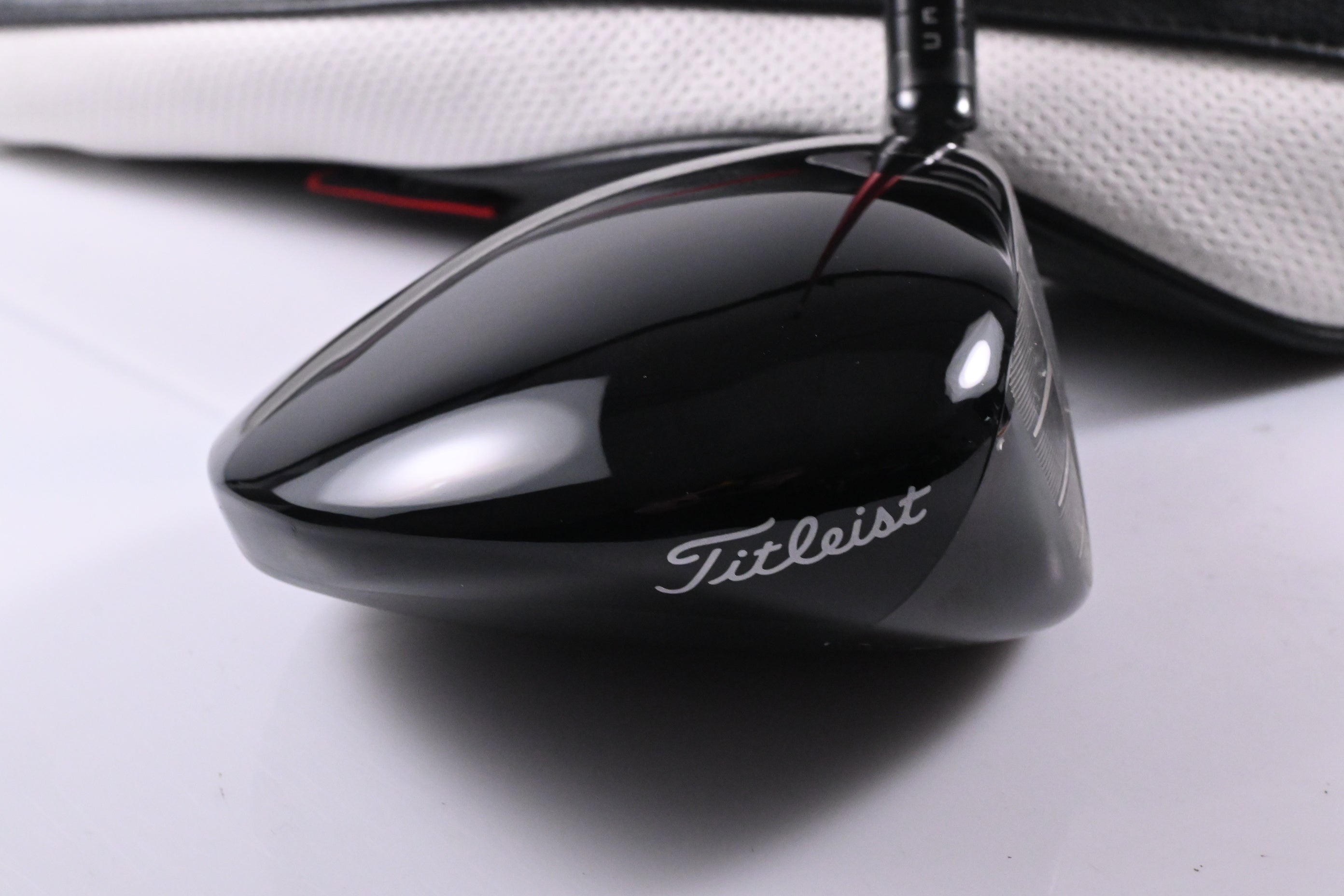 Titleist GT2 Driver / 10 Degree / Stiff Flex Project X Denali Red 50 Shaft