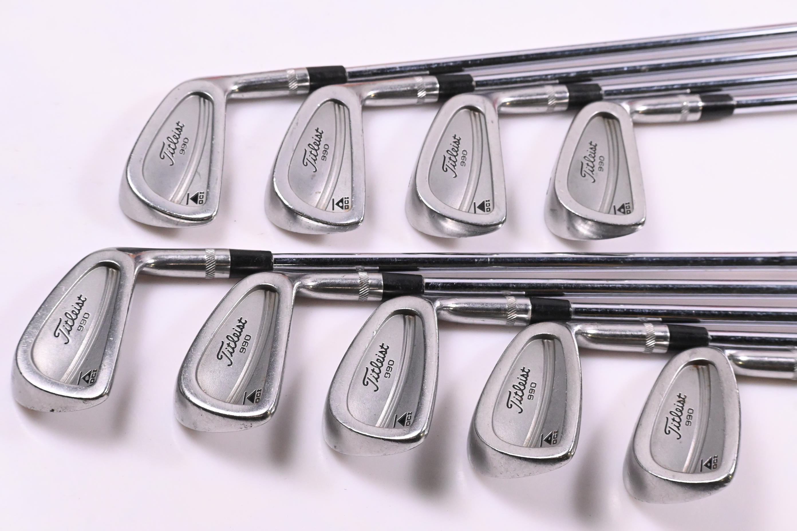 Titleist DCI 990 Irons / 2-PW / Regular Flex Dynamic Gold Lite R300 Shafts