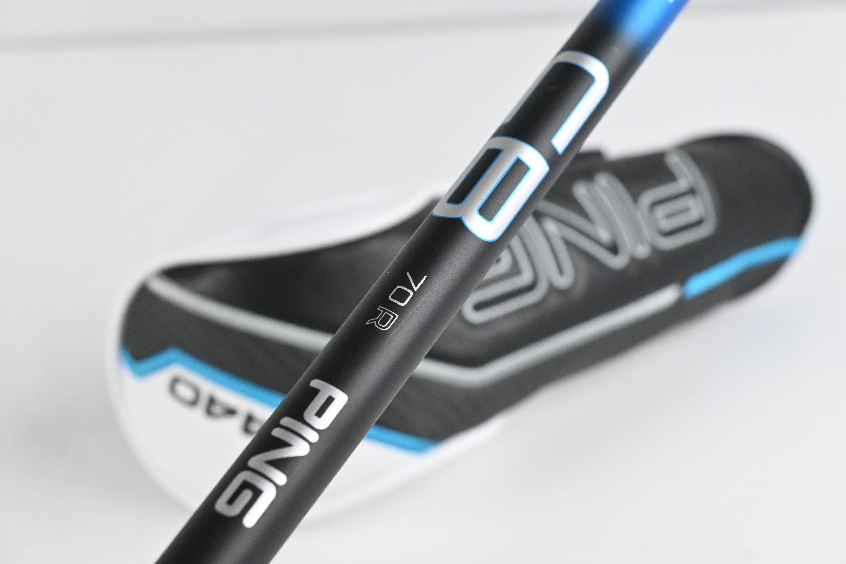 Ping G440 #3 Hybrid / 20 Degree / Regular Flex Ping Alta CB Blue 70 Shaft