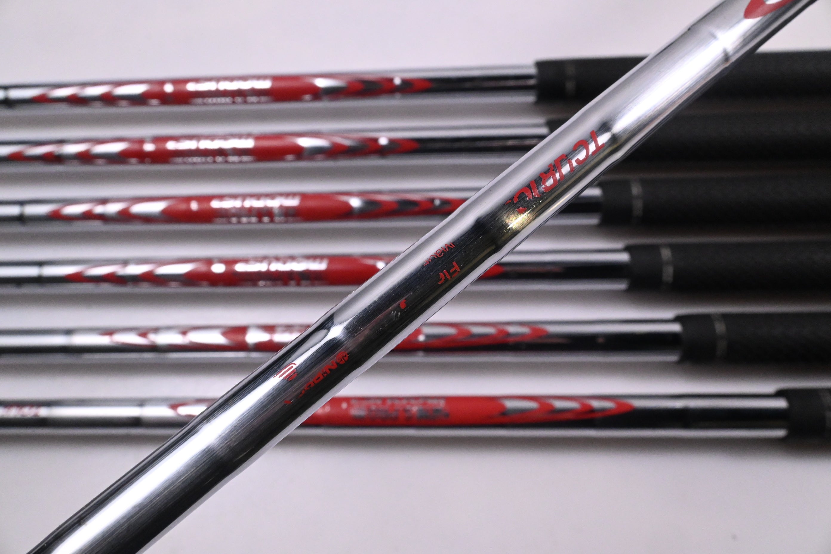 Ping G410 Irons / 5-PW+SW / Green Dot / Regular Flex N.S.Pro Modus³ Tour 105