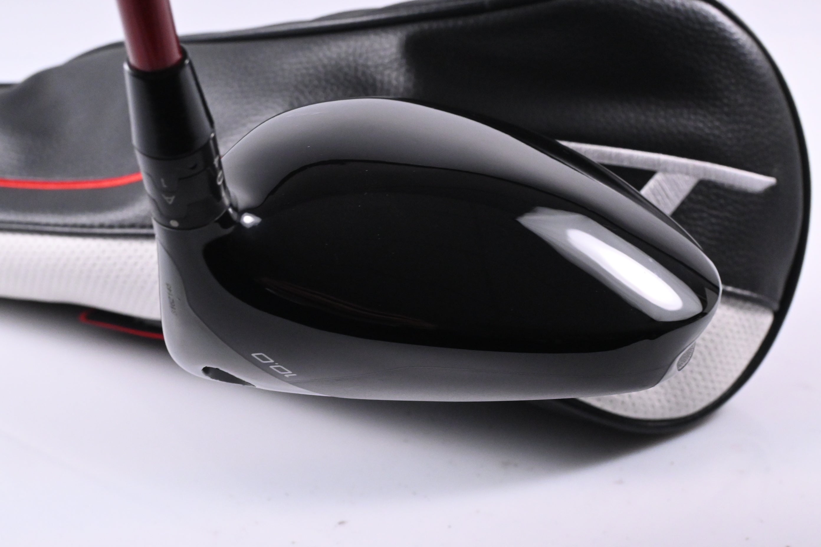 Titleist GT2 Driver / 10 Degree / Stiff Flex Project X Denali Red 50 Shaft