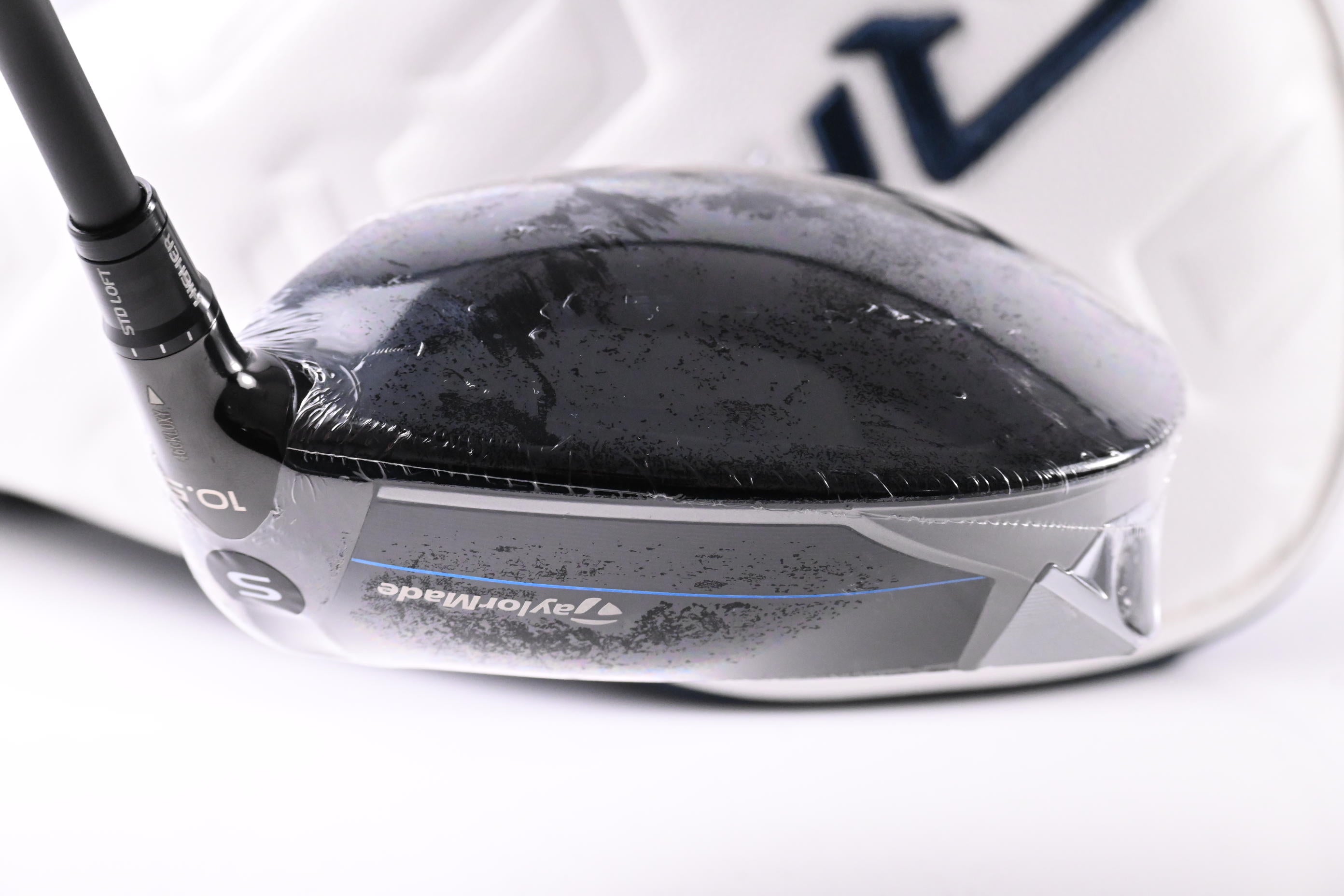 Taylormade Qi10 LS Driver / 10.5 Degree / Stiff Flex Tensei AV Limited Black 65 Shaft