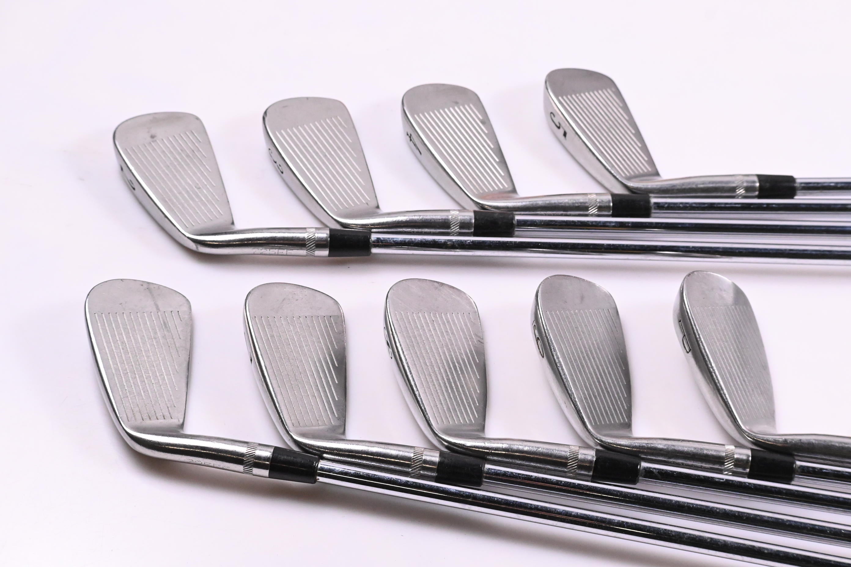 Titleist DCI 990 Irons / 2-PW / Regular Flex Dynamic Gold Lite R300 Shafts