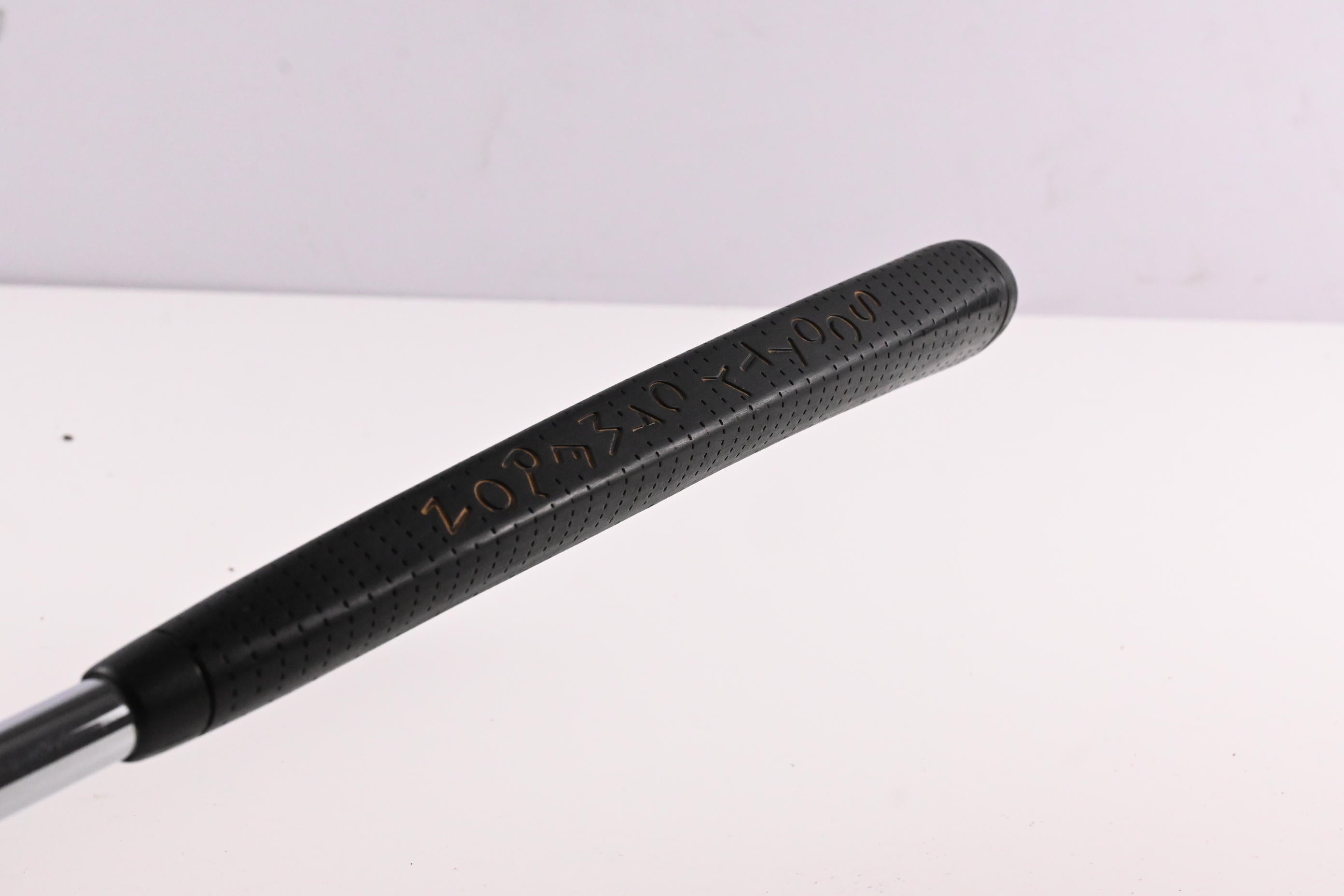 Scotty Cameron Studio Select Newport 2.5 Putter / 33 Inch