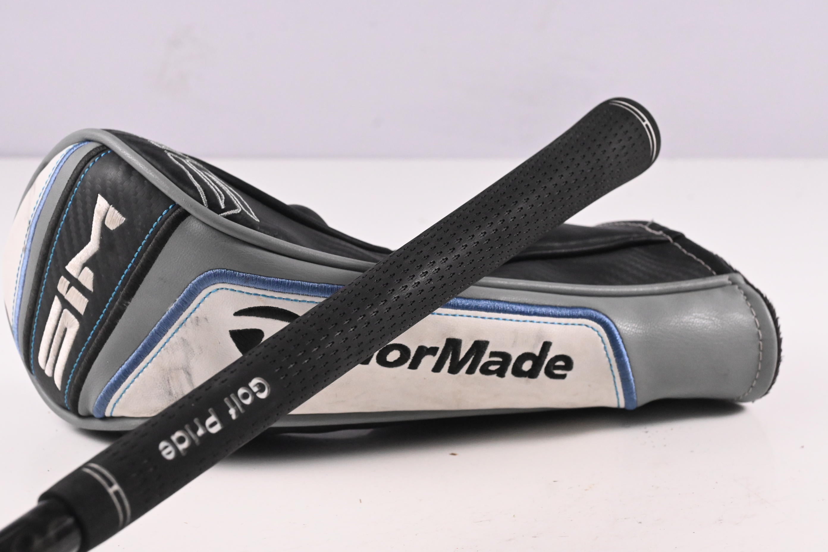 Taylormade SIM Max #3 Wood / 15 Degree / Stiff Flex Aldila Rogue 95 MSI 70 Shaft