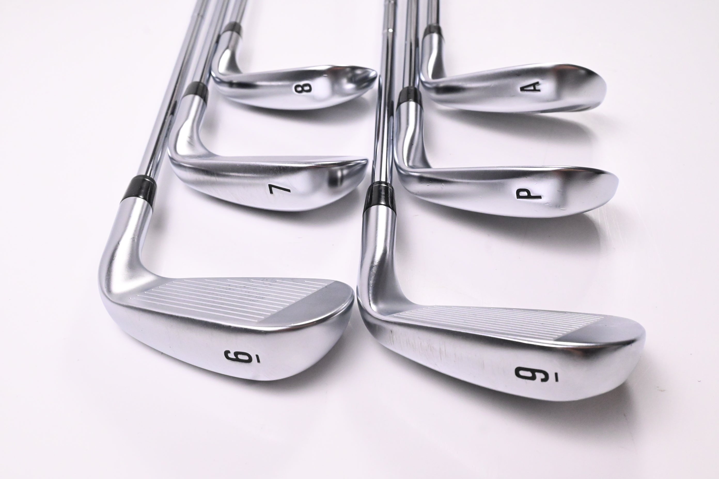 Left Hand Callaway Apex Ai300 Irons / 6-PW+AW / Regular Flex Dynamic Gold 90 R300