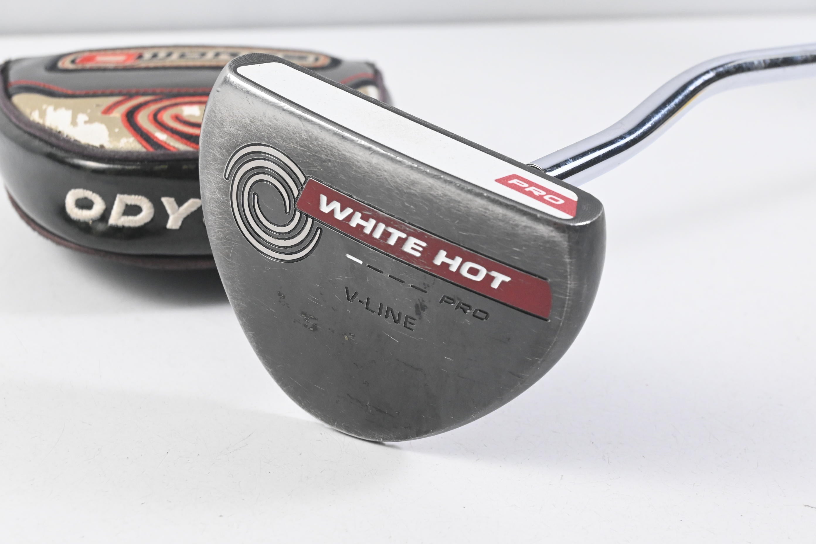 Odyssey White Hot Pro V-Line Putter / 34 Inch