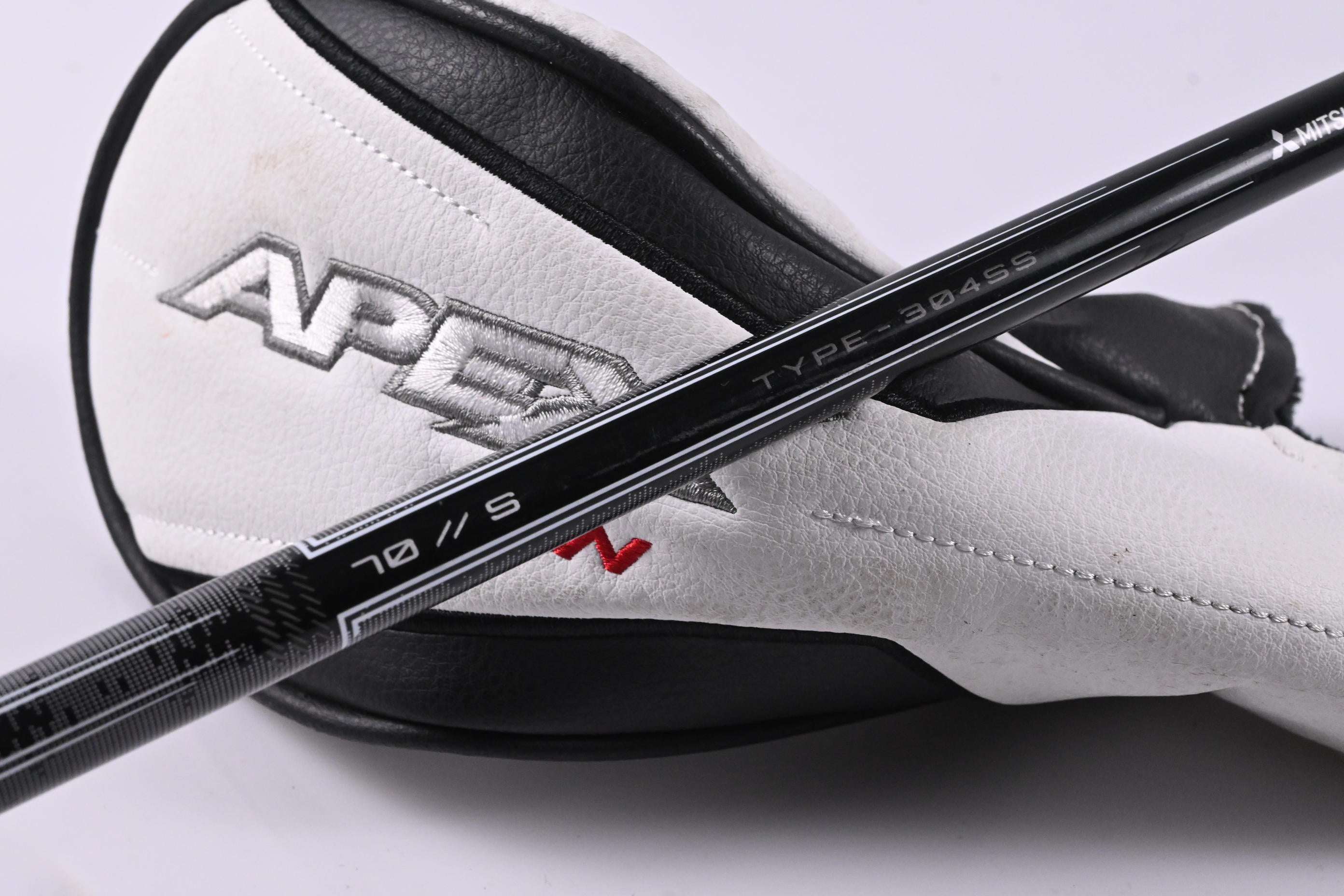 Callaway Apex UW 24 #2 Hybrid / 17 Degree / Stiff Flex MMT 70 Shaft