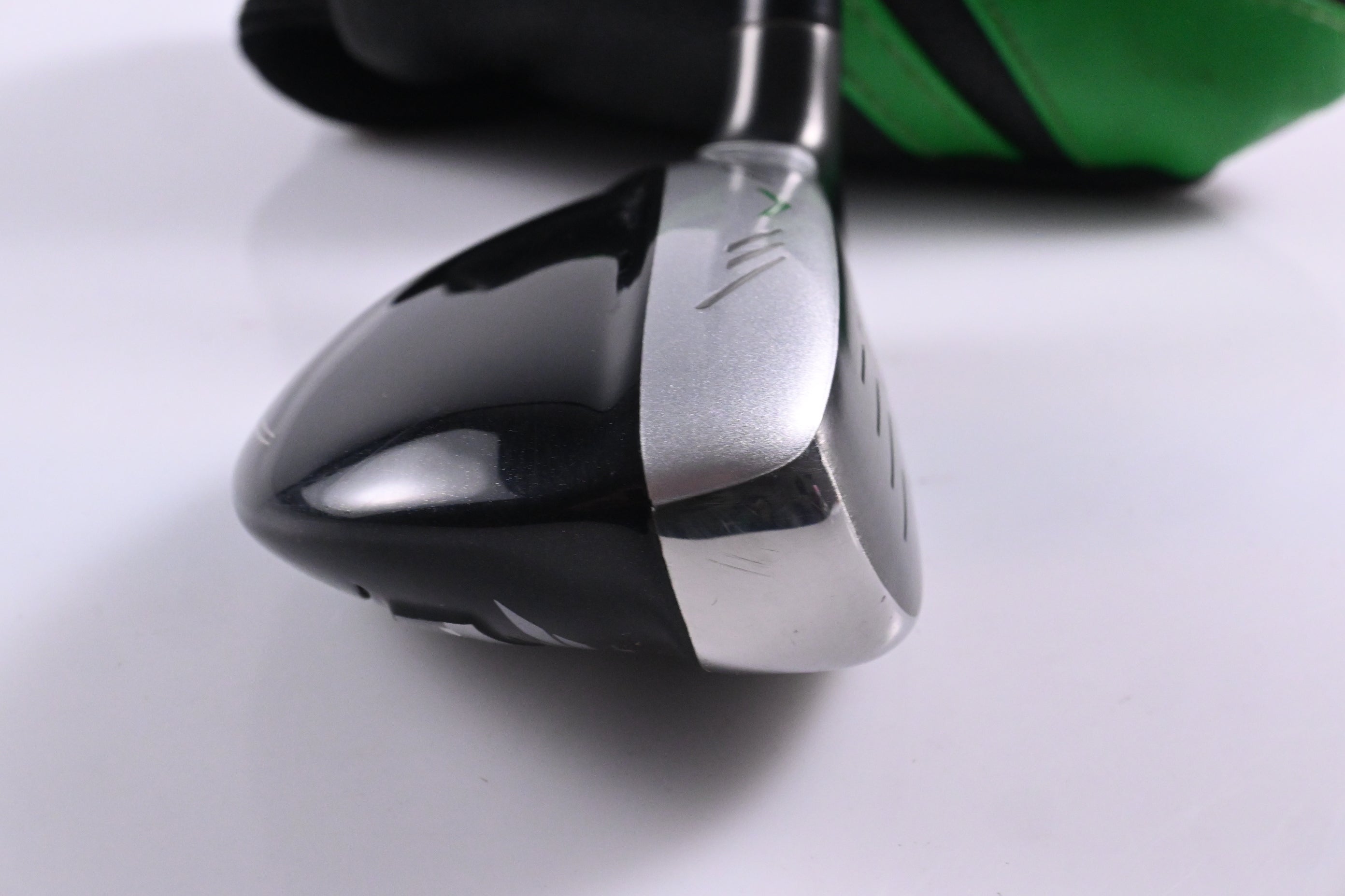 XXIO X 2022 #4 Hybrid / 20 Degree / Stiff Flex Miyazaki AX-II 55 Shaft